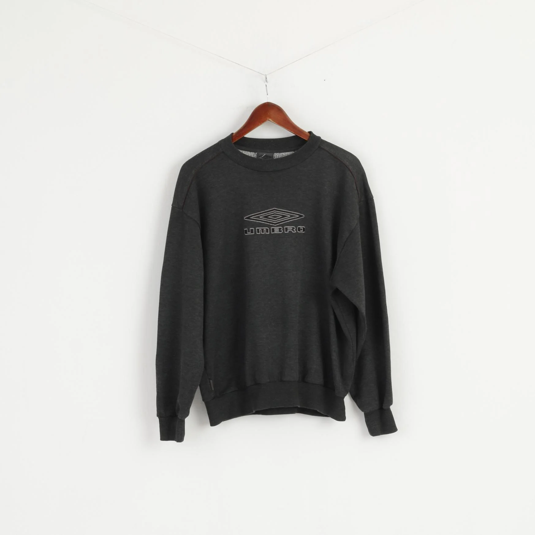 Umbro Men M Sweatshirt Dark Grey Cotton Retro Crew Neck Sport Logo Top