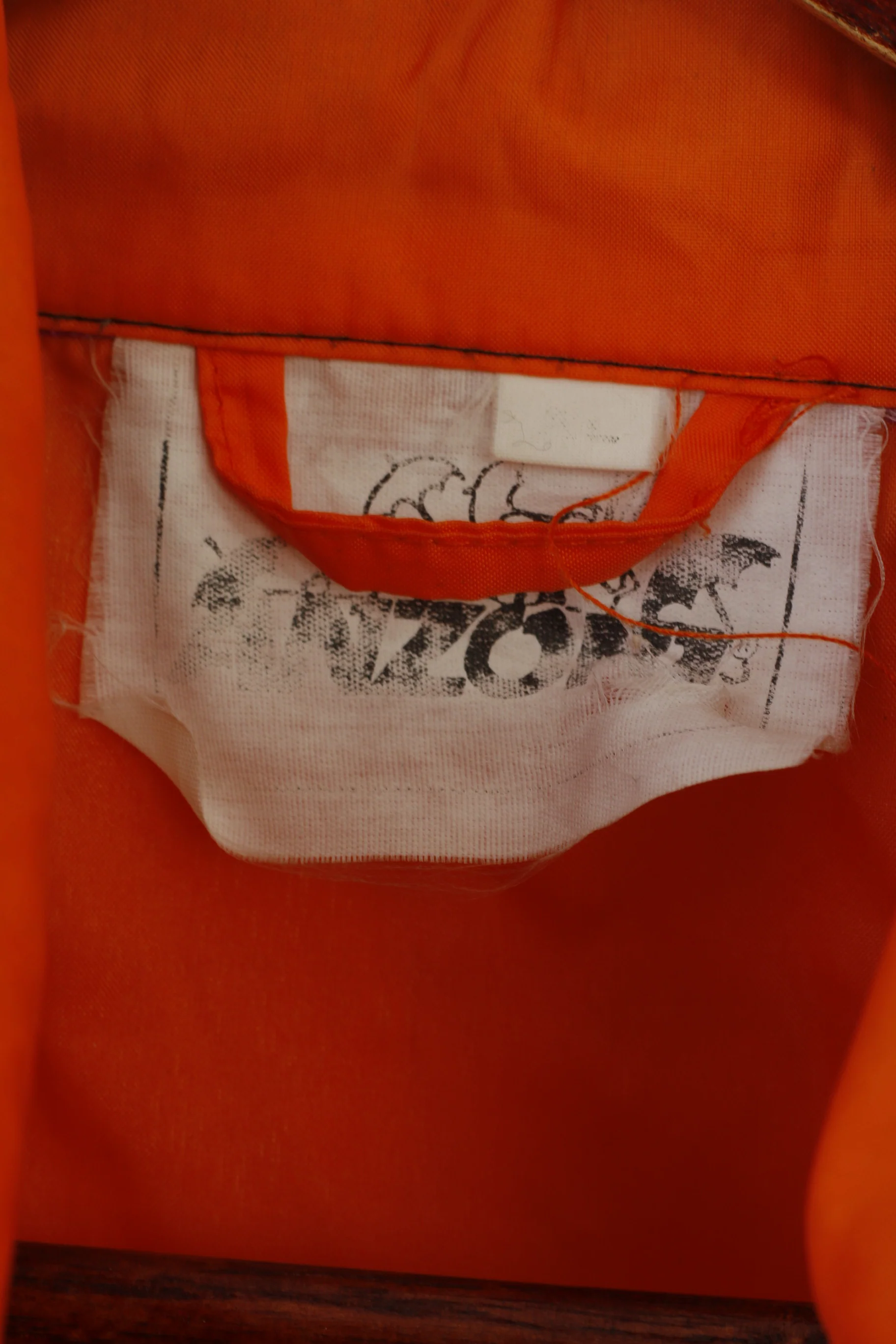 Anzoni Men XL Jacket Orange Vintage Hidden Hood Full Zipper Lightweight Rain Top - Image 4