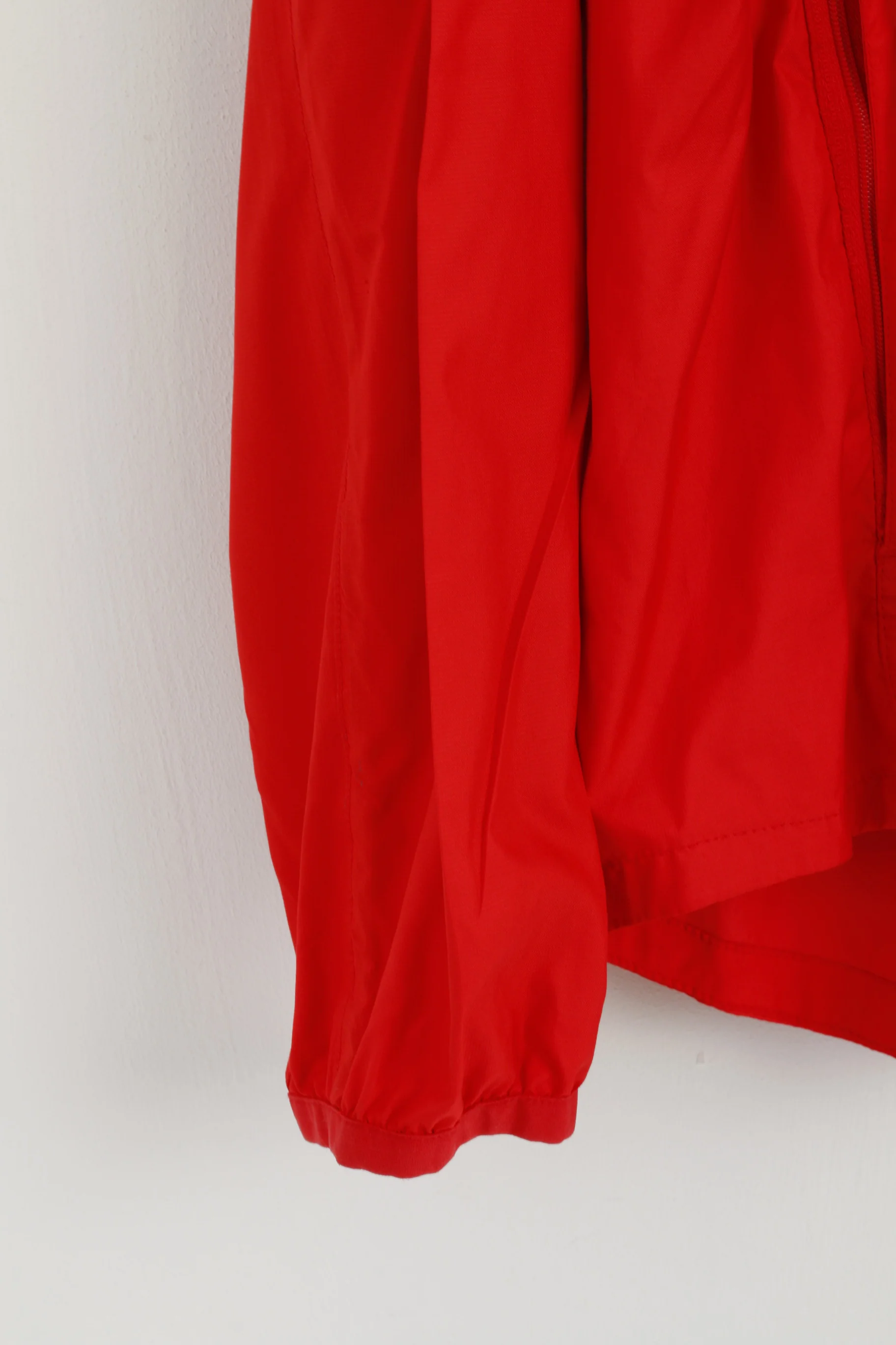 Puma Women 14 L Jacket Red Full Zipper Lightweight Norway Run Active Top - Image 3