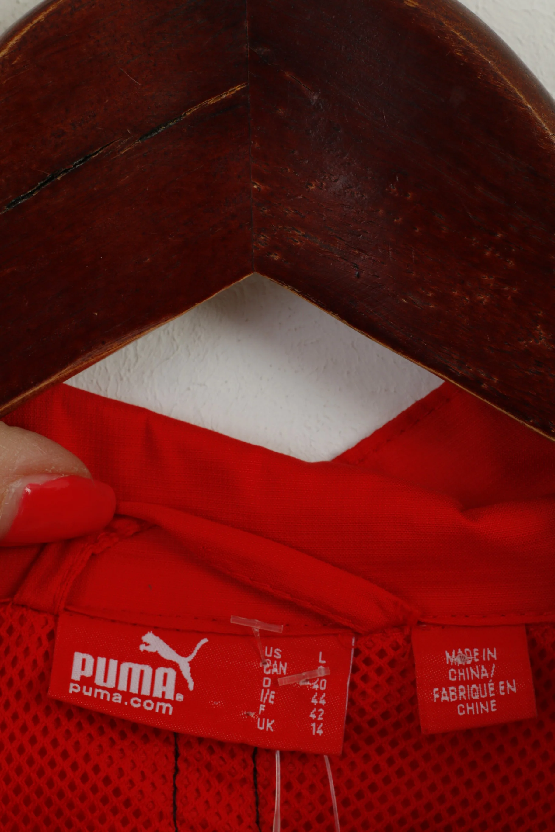Puma Women 14 L Jacket Red Full Zipper Lightweight Norway Run Active Top - Image 5