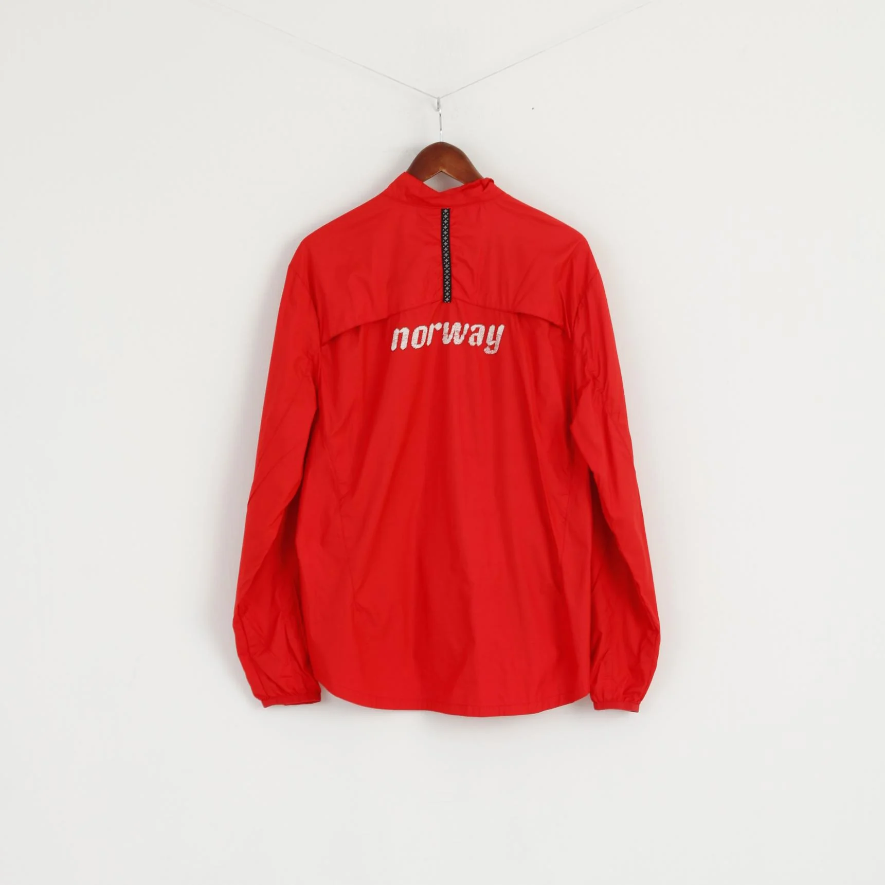 Puma Women 14 L Jacket Red Full Zipper Lightweight Norway Run Active Top - Image 8