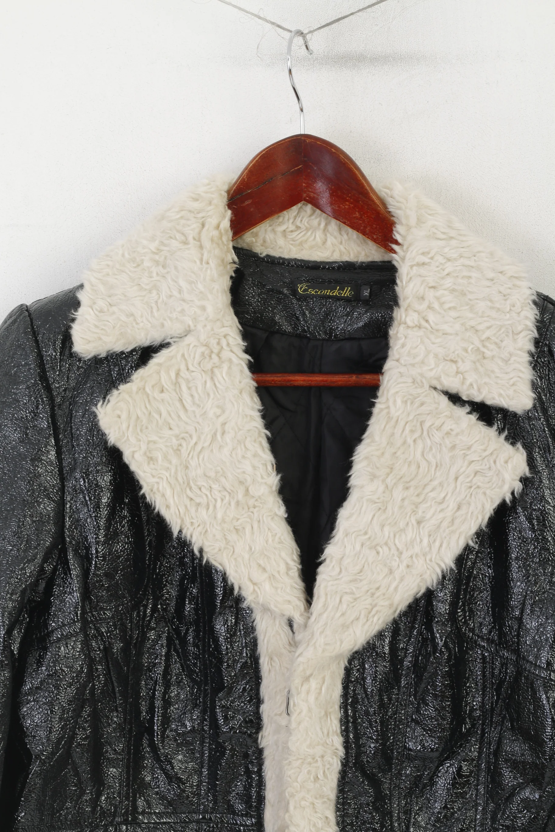 Escandelle Women XL (L)  Jacket Black Shiny Crinkle Faux Fur Colllar Biker Top - Image 2