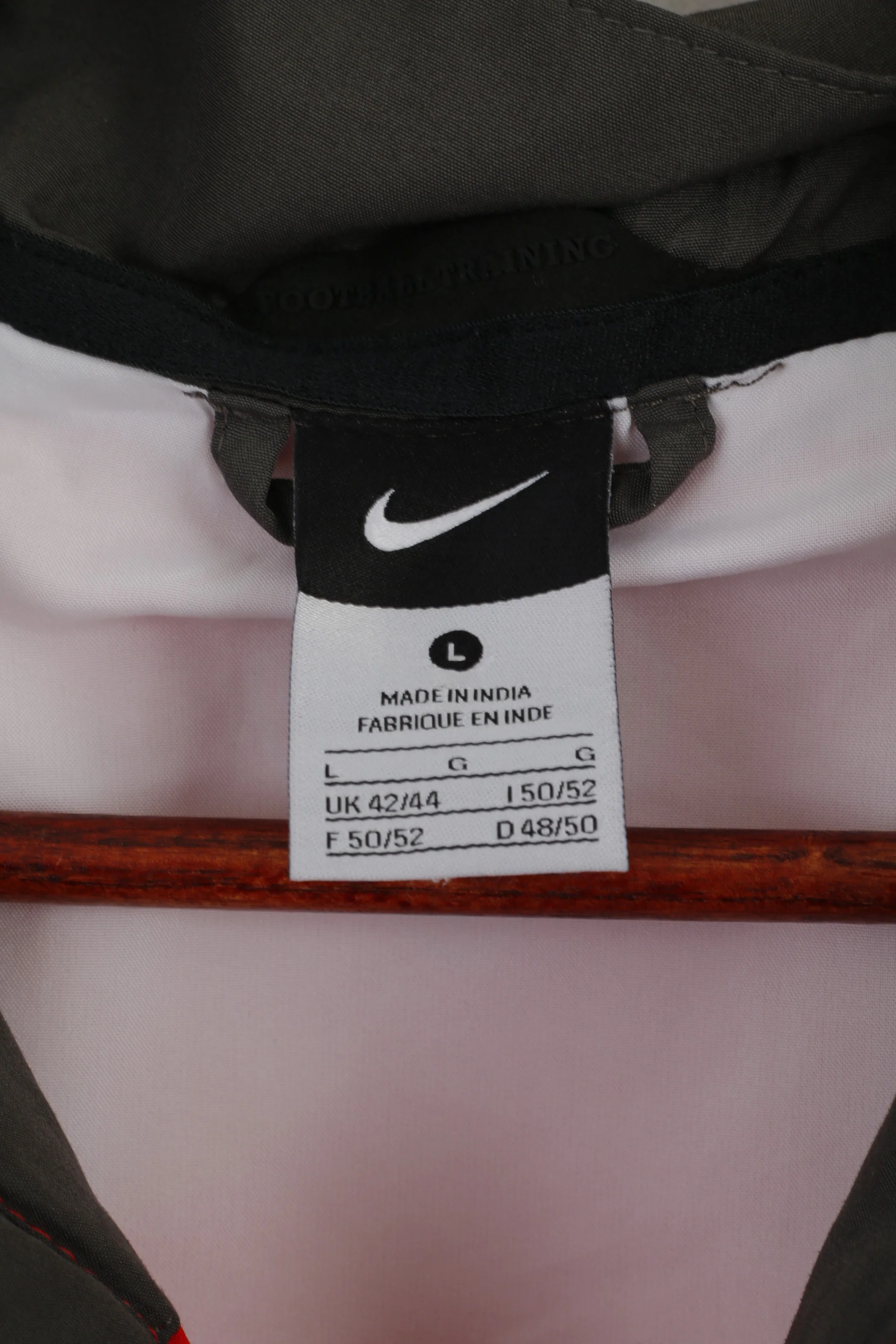 Nike Men L Jacket Red Turkey National Team Football Full Ziper Activewear Top - Image 4