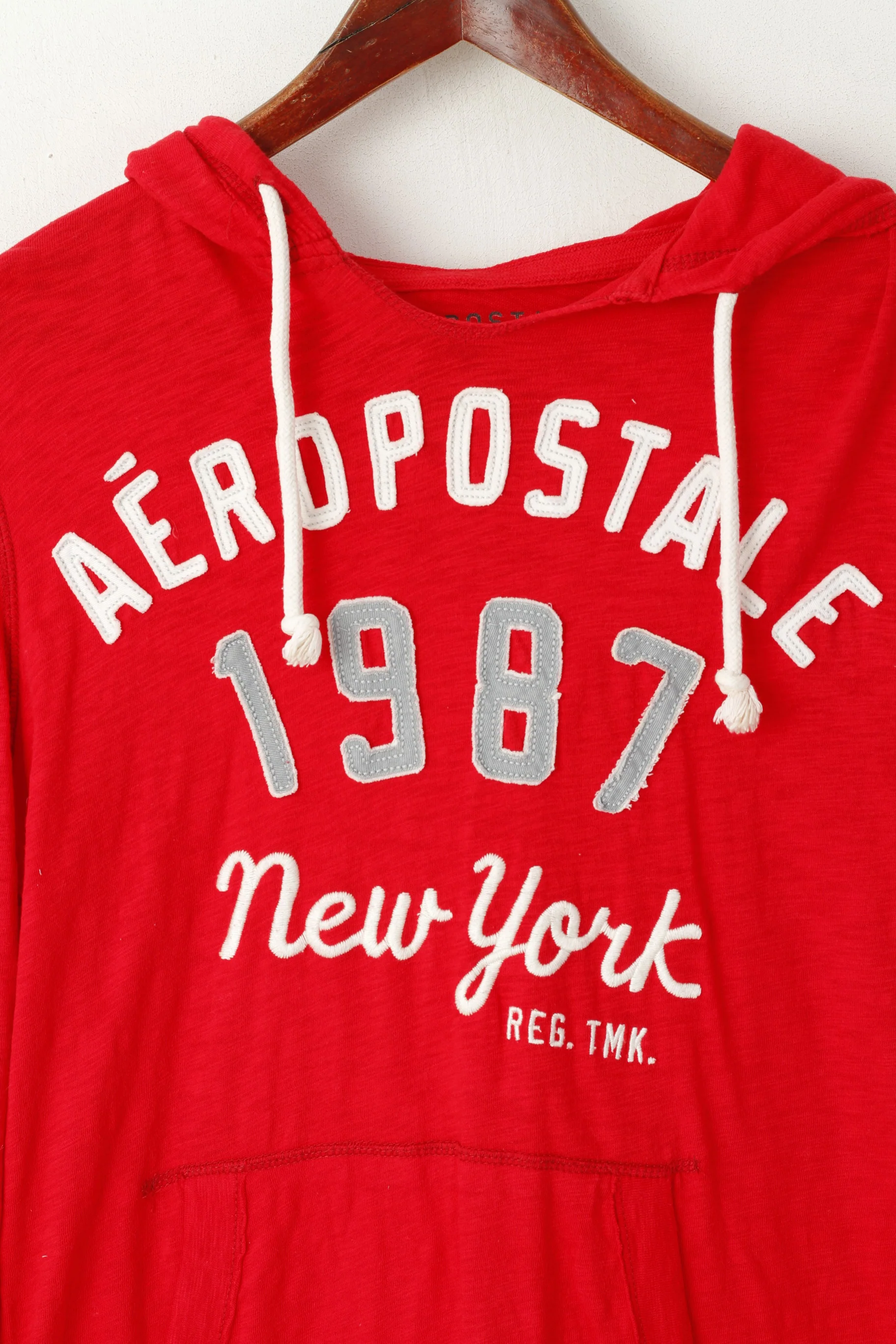 Aeropostale Men S Shirt Red Cotton Hooded New York Graphic Kangaroo Pocket Top - Image 2