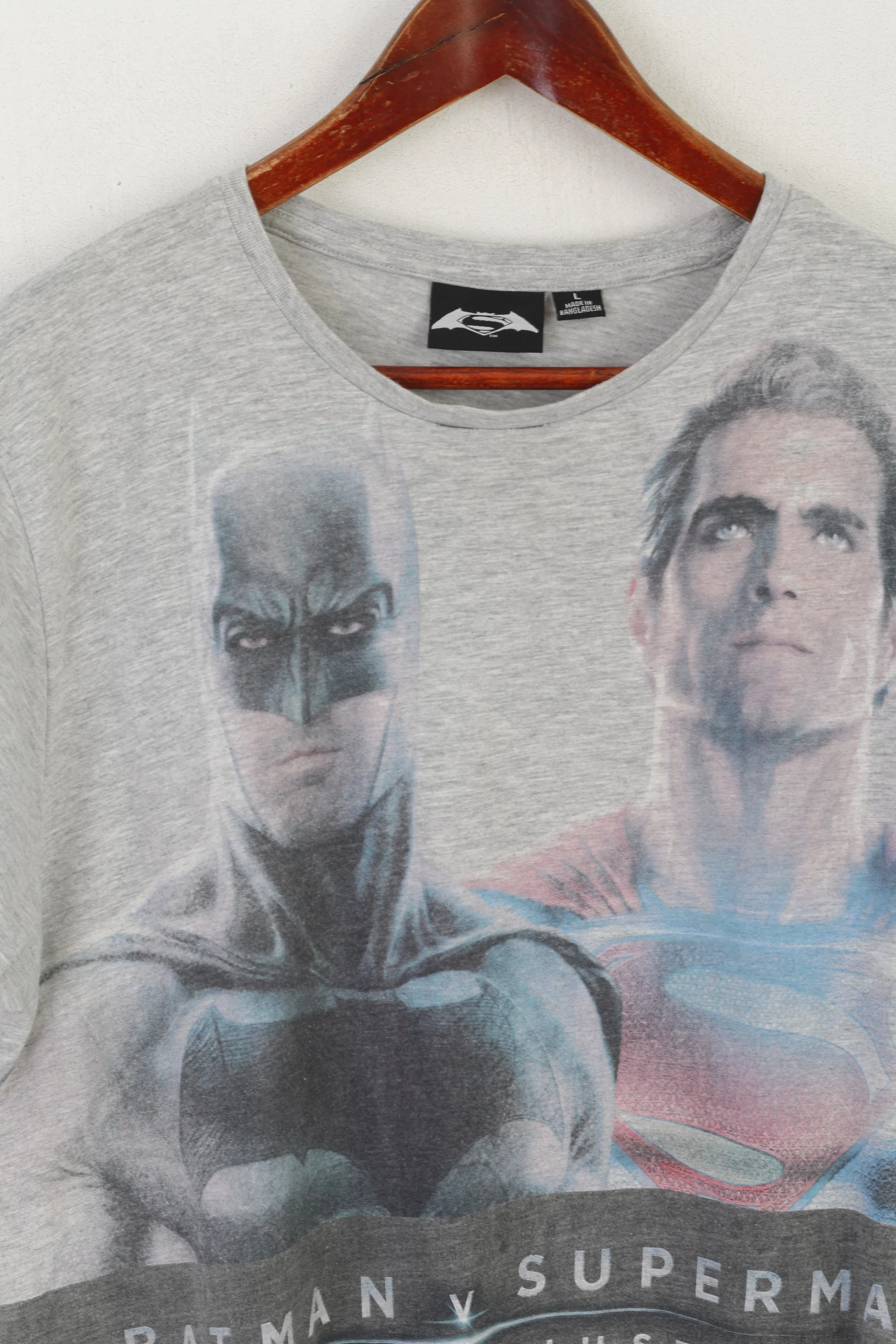 Cedar Wood State Men L Shirt Gray Cotton Batman vs Superman Dawn of Justice Top - Image 2
