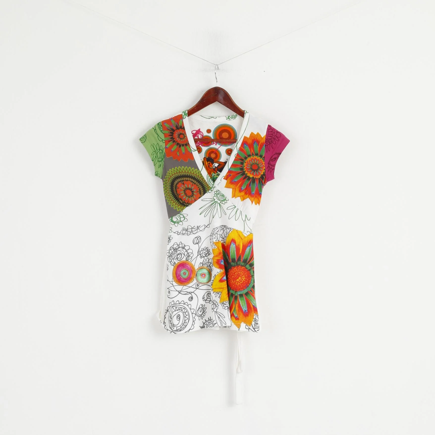 Desigual Women XS Shirt White Emroidered Floral Cotton Bound V Neck Summer Top