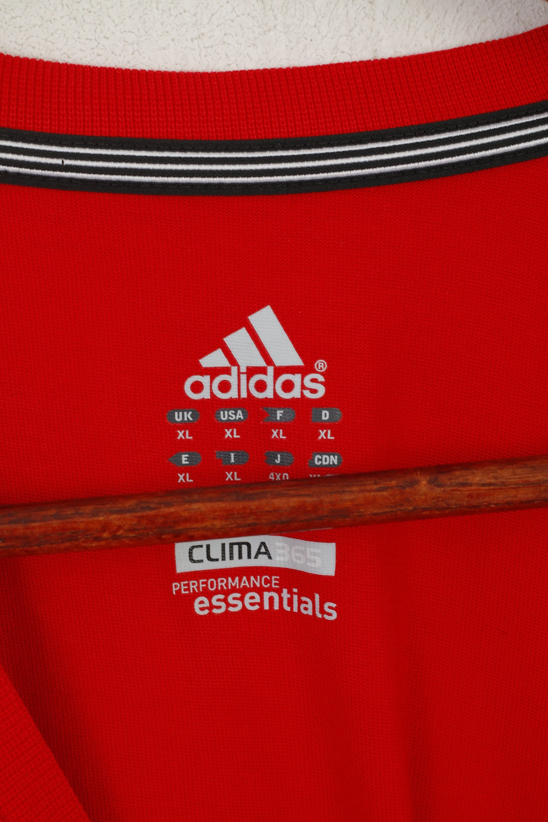 Adidas Men XL T-Shirt Red Cotton Vintage Sport Clima 365 Performance Essentials Top - Image 3