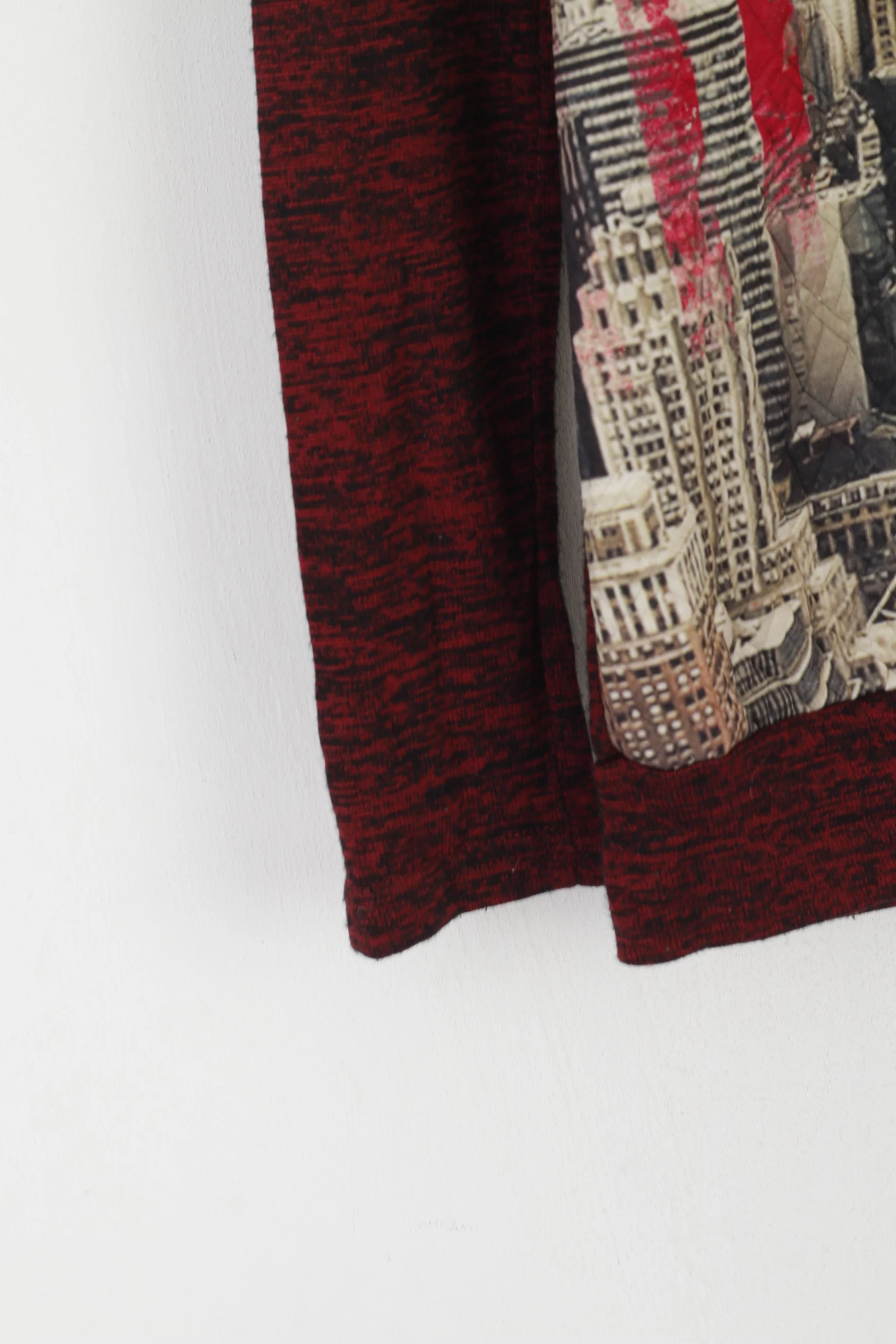 Blind Date Casual Women XS Jumper Maroon Graphic New York Hooded Top - Image 3