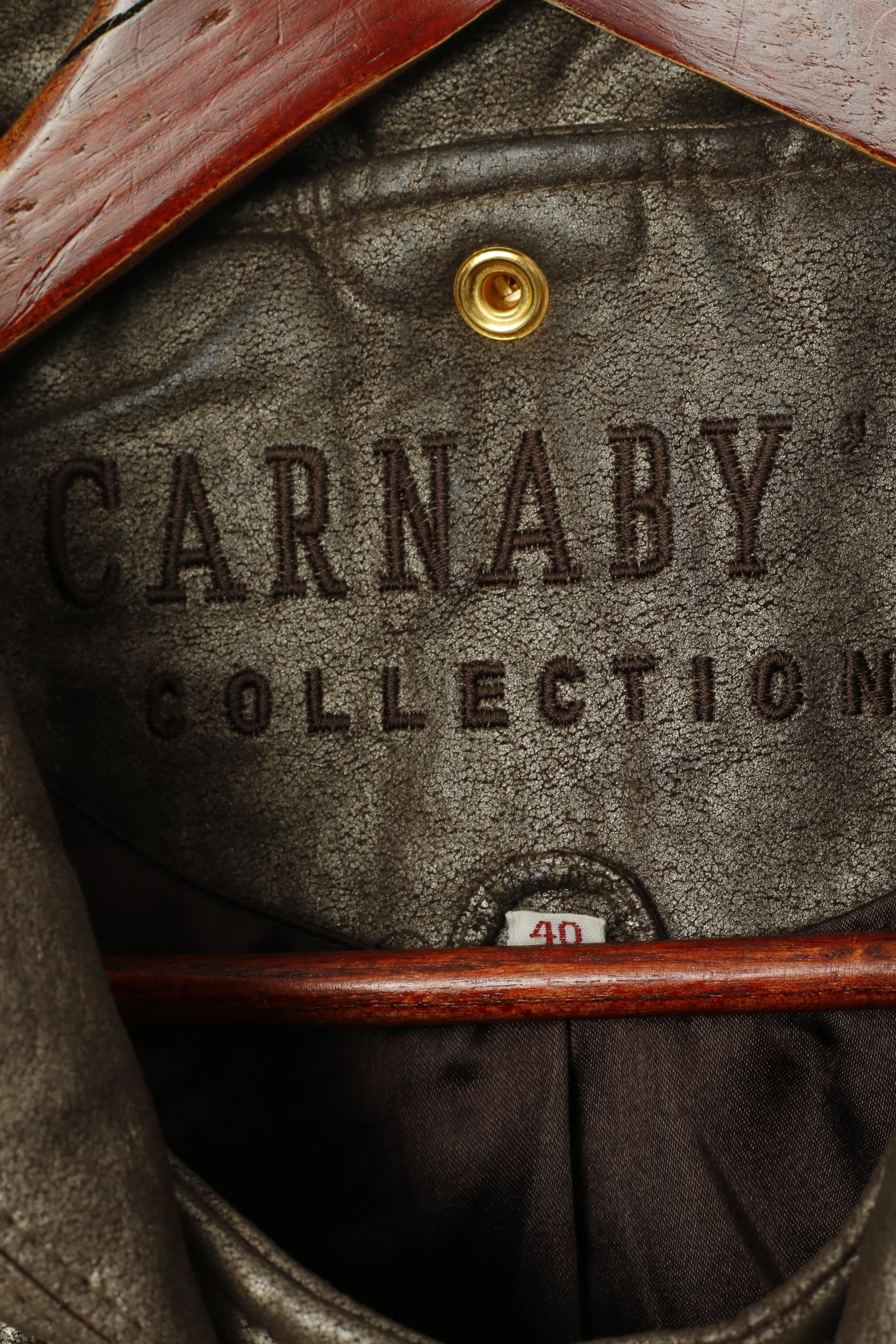 Carnaby's Collection Women 40 L Bodywarmer Brown Gold Leather Padded Retro Snaps Vest - Image 4