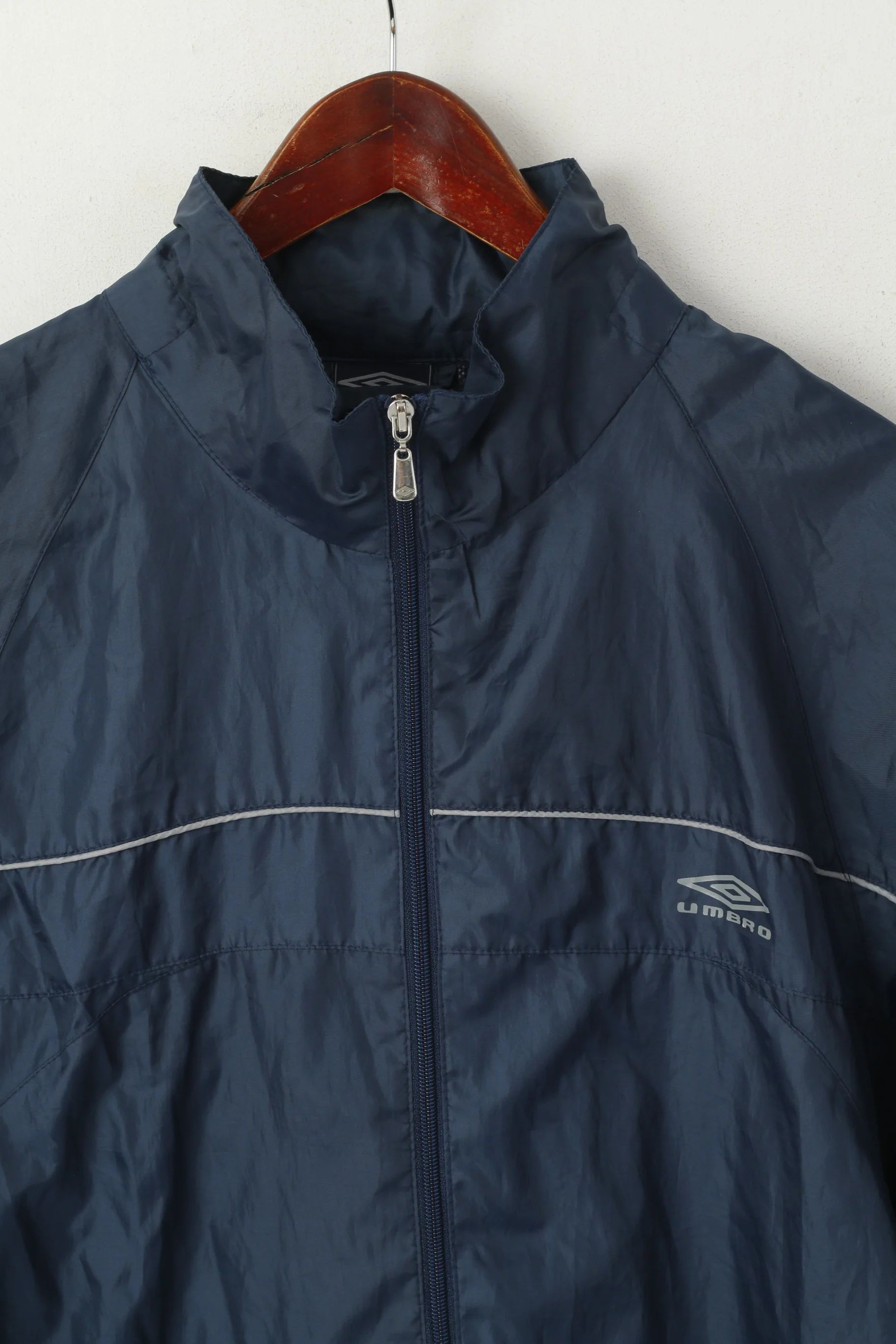 Umbro Men S Jacket Navy Full Zipper Sportswear Hidden Hood Lightweight Top - Image 2