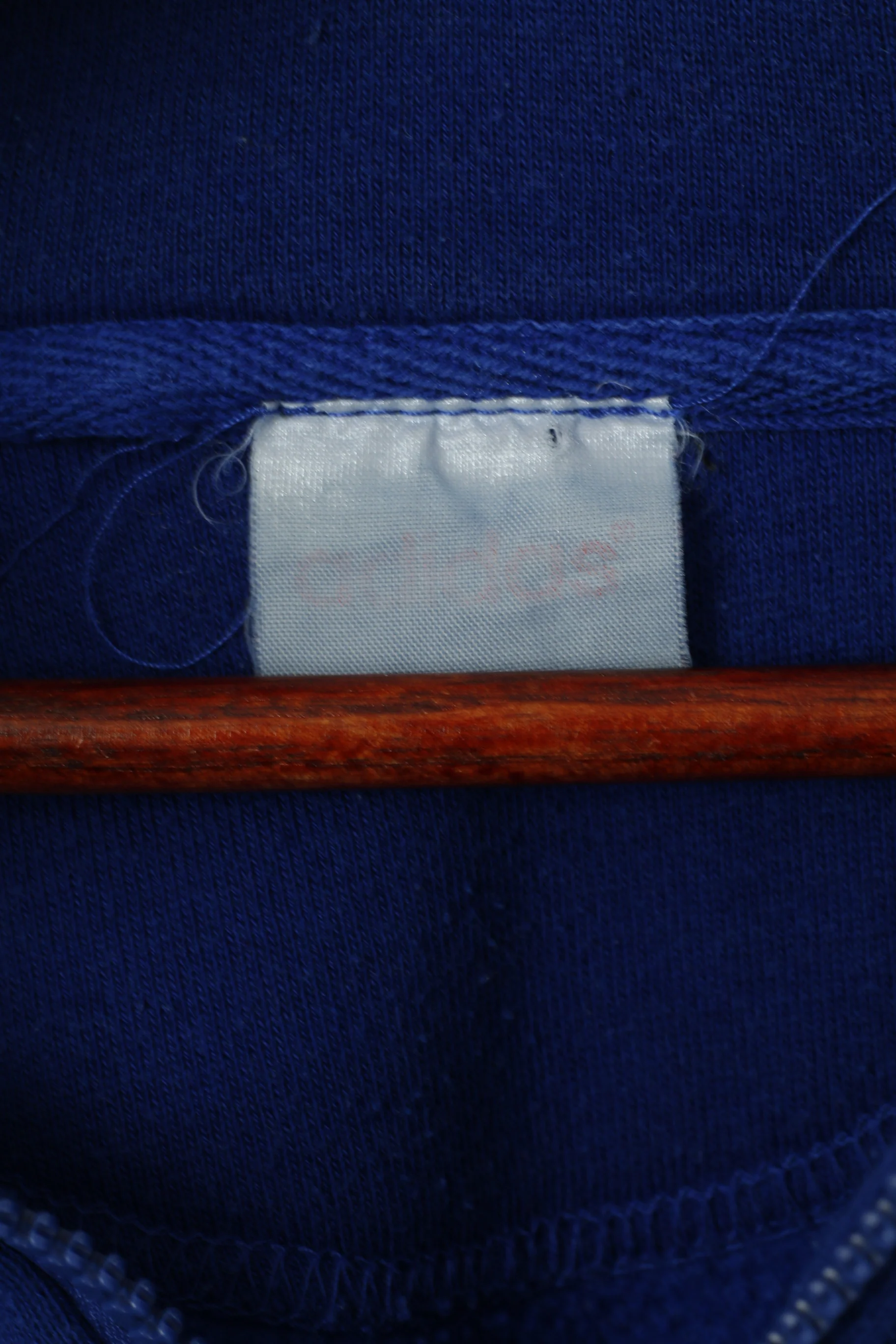 Vintage Men L Sweatshirt Blue Cotton Lillehammer Ski Klub Inga-Lami 2002 Top - Image 4