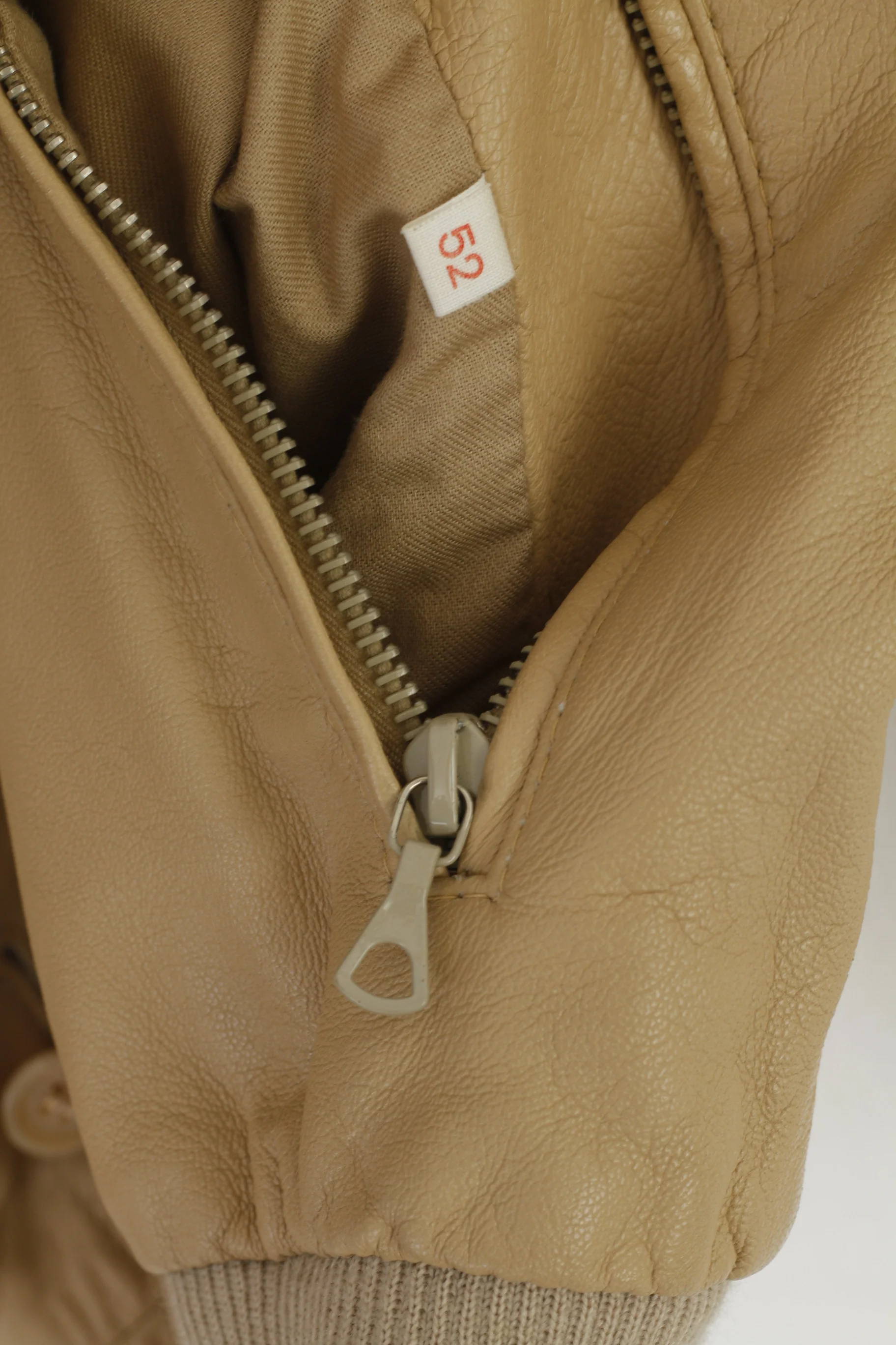 Vintage Men 52 M Jacket Beige Double Sided Harrington Classic Soft Top - Image 5