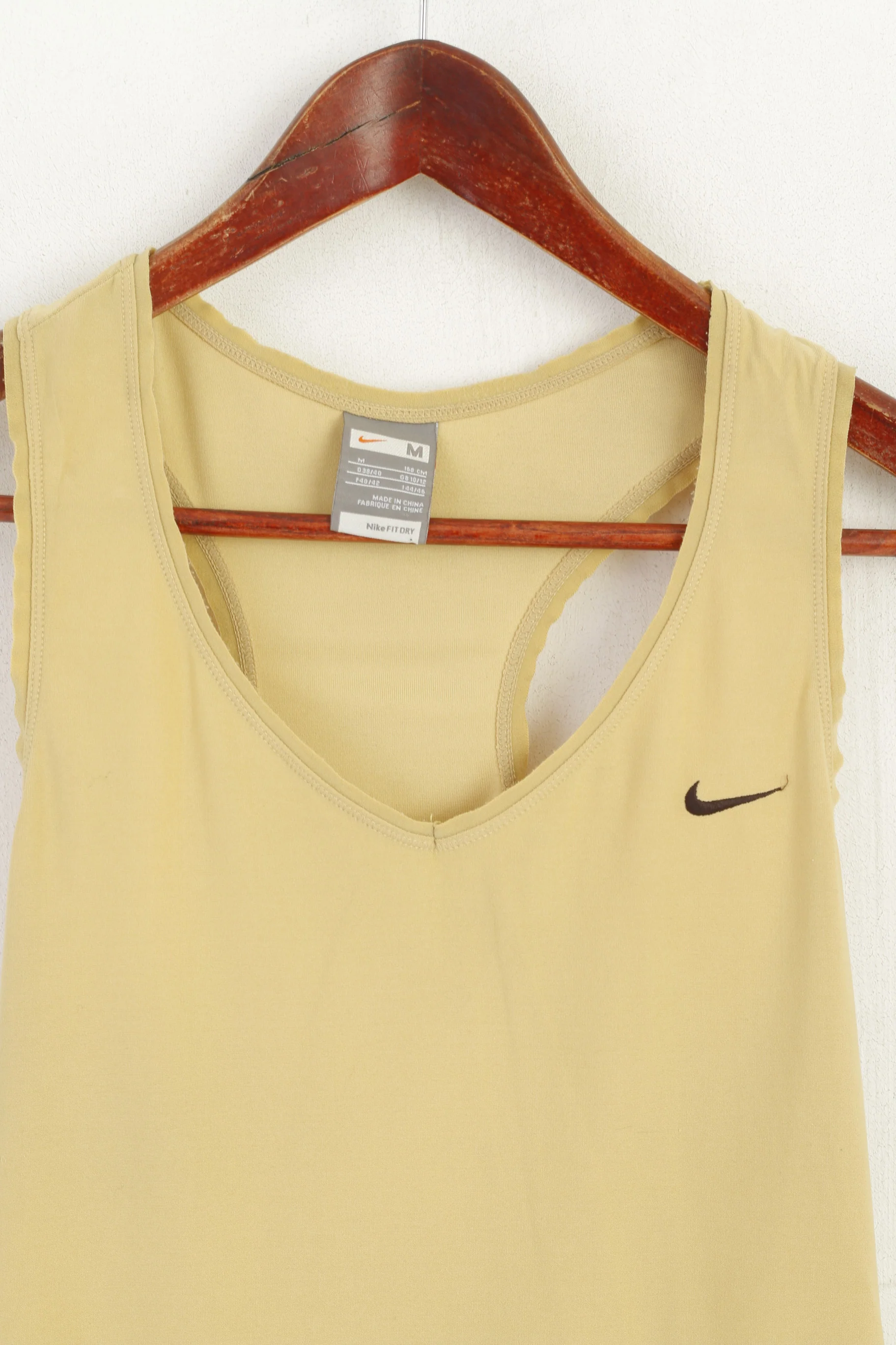Nike Women M Shirt Tank Top Gold Fitness Sport Stretch Dri Fit Vest - Image 2