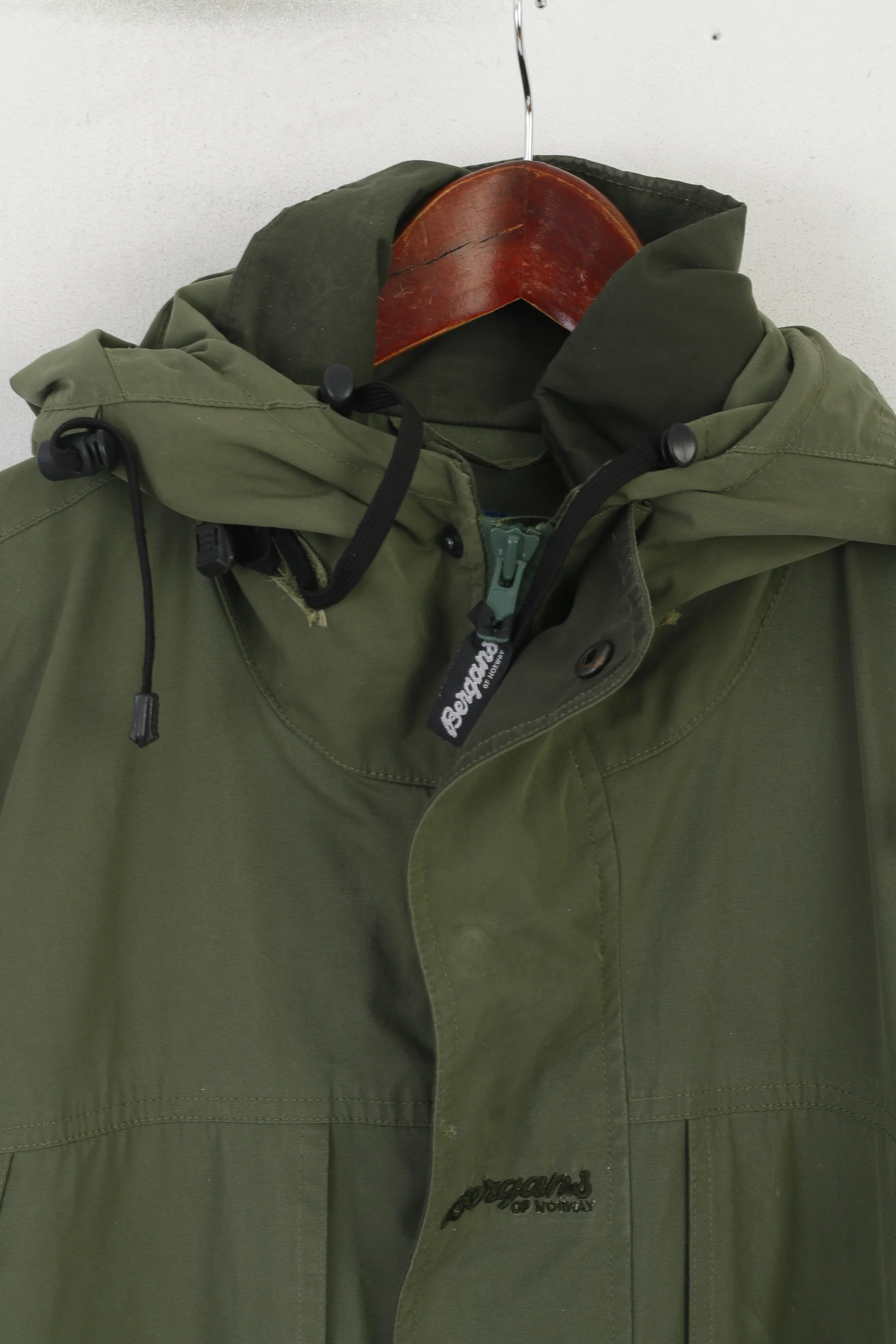 Bergans of Norway Men L Jacket Green Vintage Outdoor Hooded Zip Up Parka - Image 2