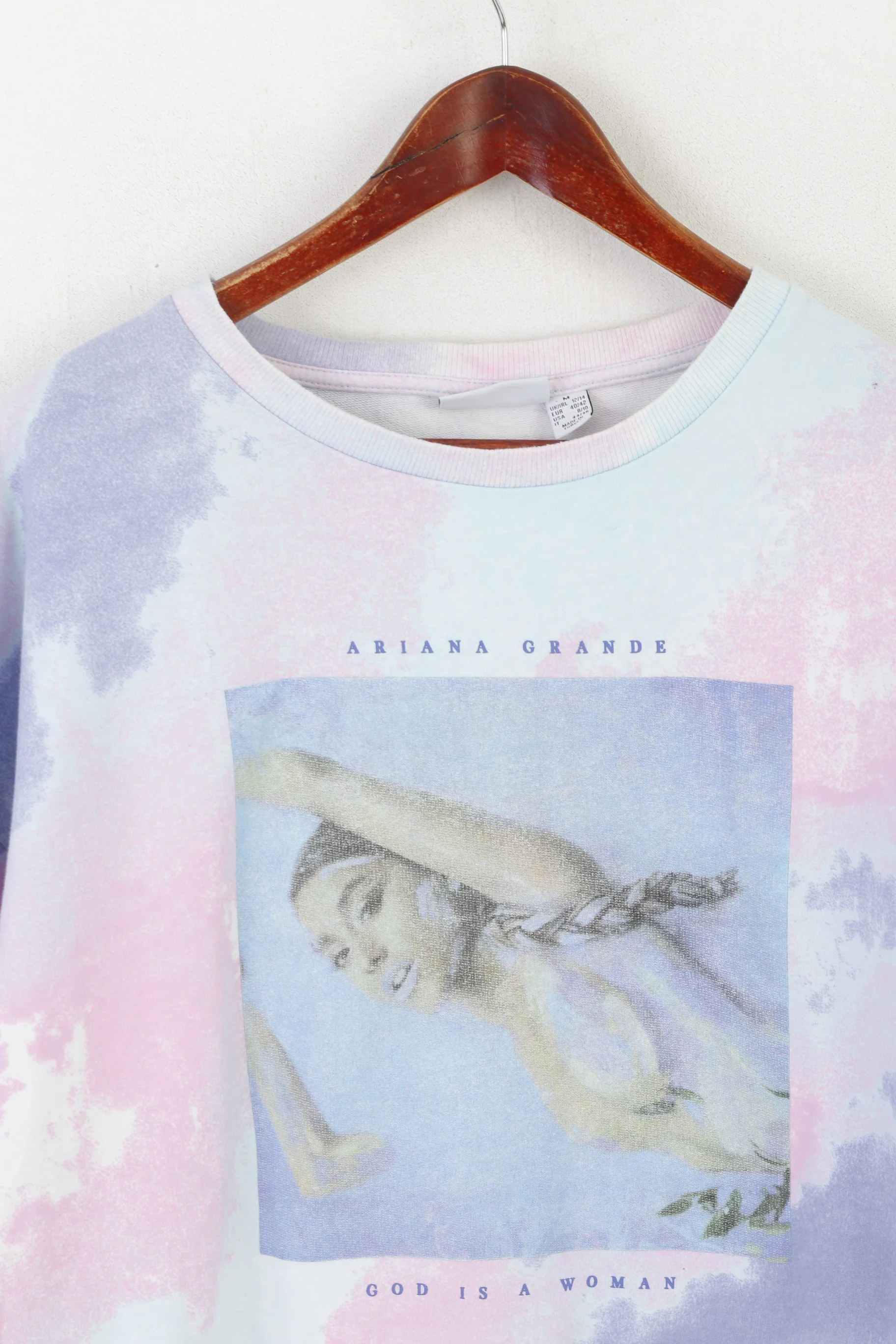 Ariana Grande Women M 12/14 Sweatshirt Pink Faded Oversize Cropped Graphic Top - Image 2