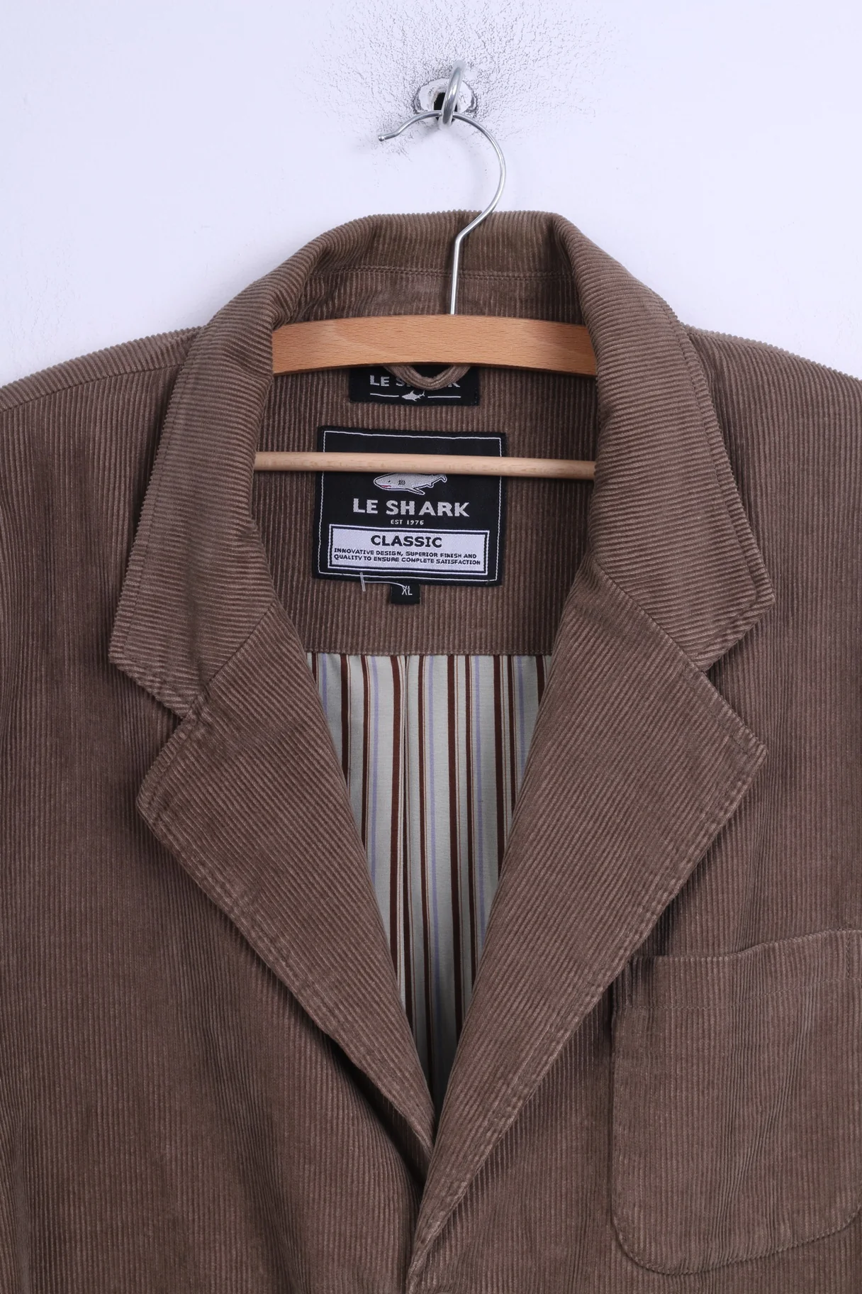 Le Shark Mens XL Jacket Brown Corduroy Cotton Shoulder Pads Single Breasted - Image 2