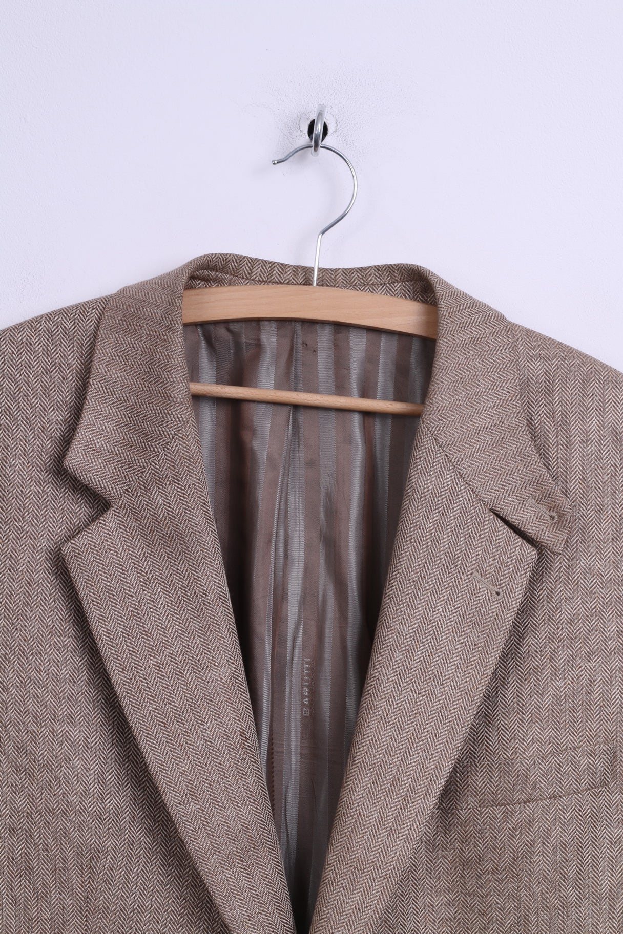 Mario Barutti Mens 54 XL Blazer Beige Silk Herringbone Pads Single Breasted Jacket - Image 2