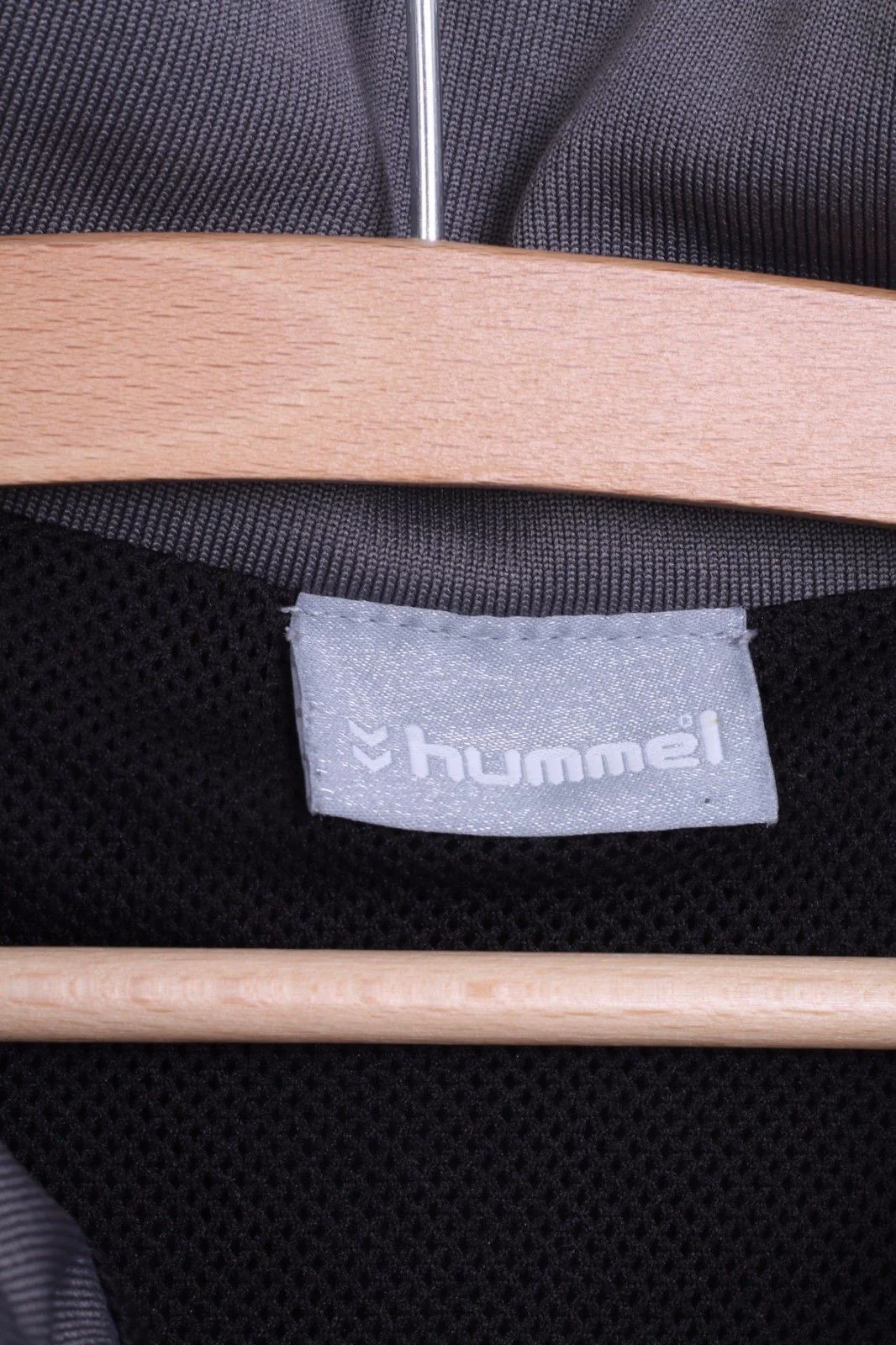 Hummel Peamount Utd. Mens S Track Top Jacket Black Football Club - Image 4