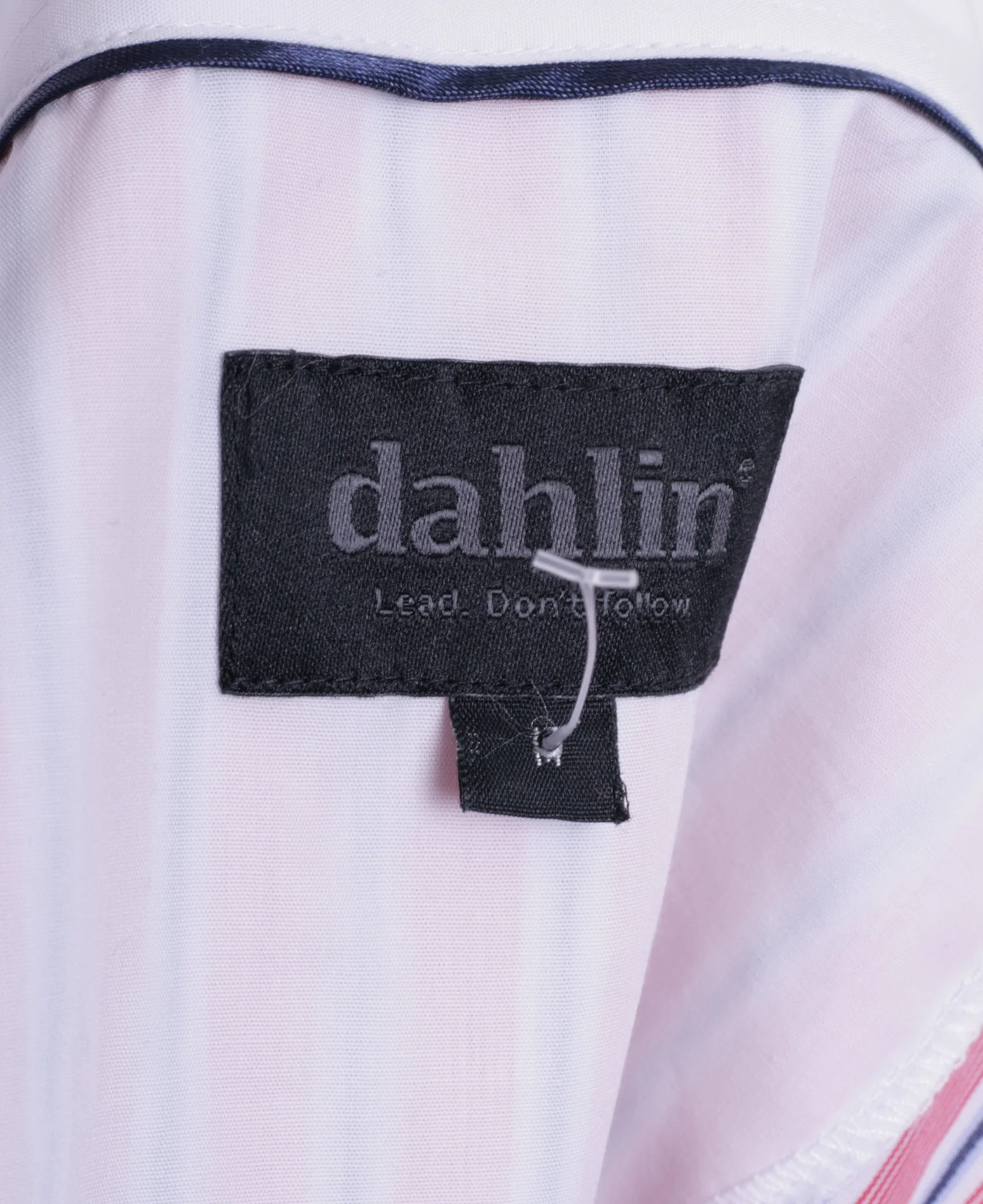 Dahlin Mens M Casual Shirt Striped Red Buttons Down Long Sleeve - Image 3