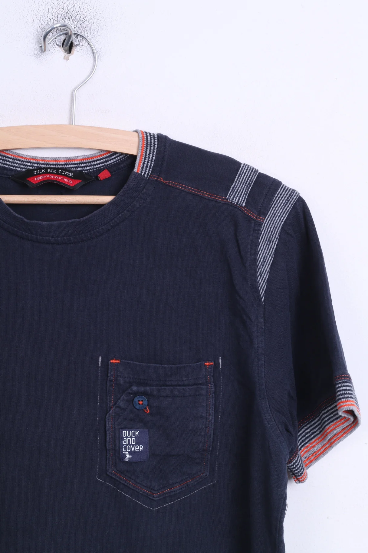 Duck and Cover Mens M Shirt Navy Cotton Crew Neck Ready for Antyhing - Image 2
