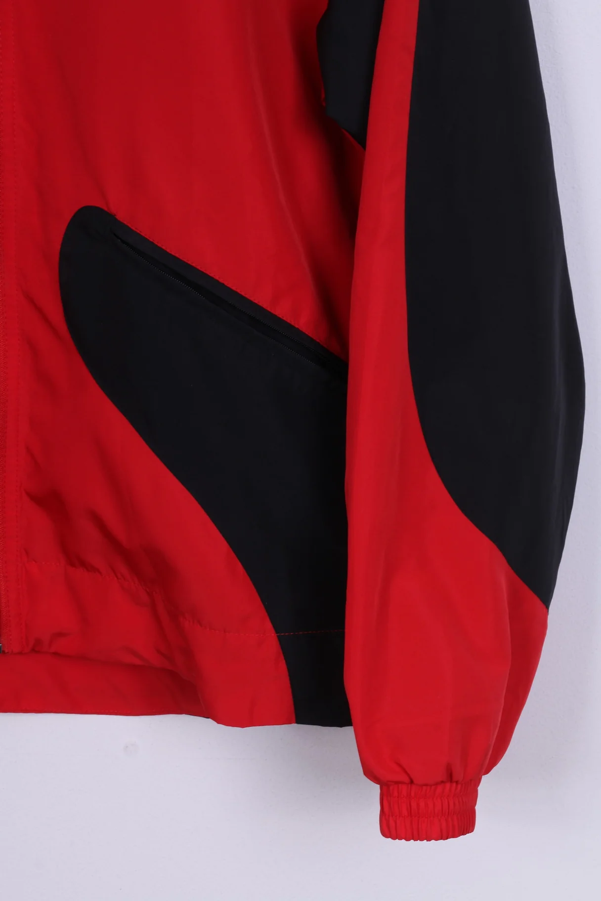 Erima Gesundheitsresort Königsberg Bad Schönau Womens 12 L Jacket Lightweight Full Zipper Red Sportswear - Image 4