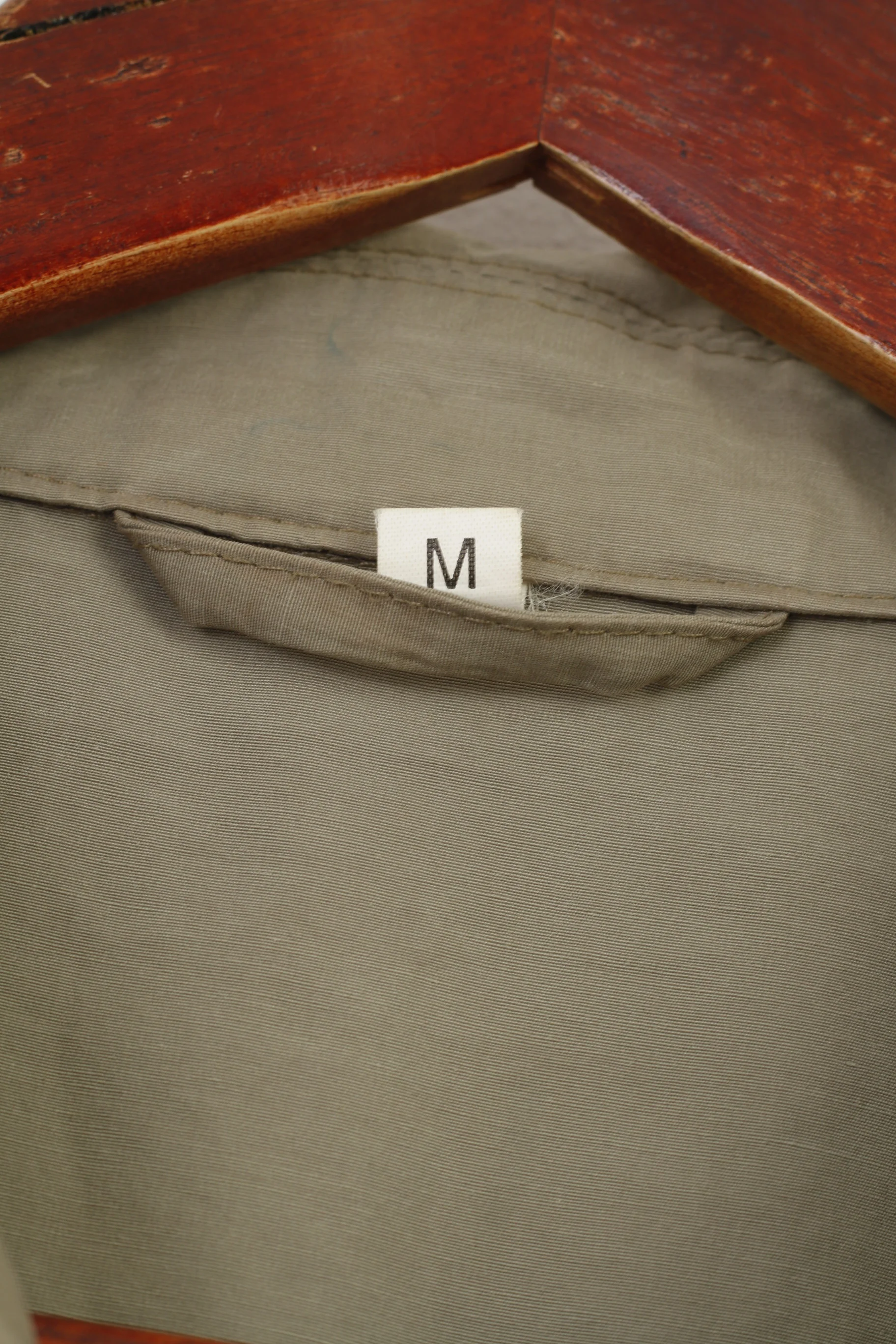 GlobeTrotter Men M Jacket Cotton Khaki Buttons Pockets Top - Image 4