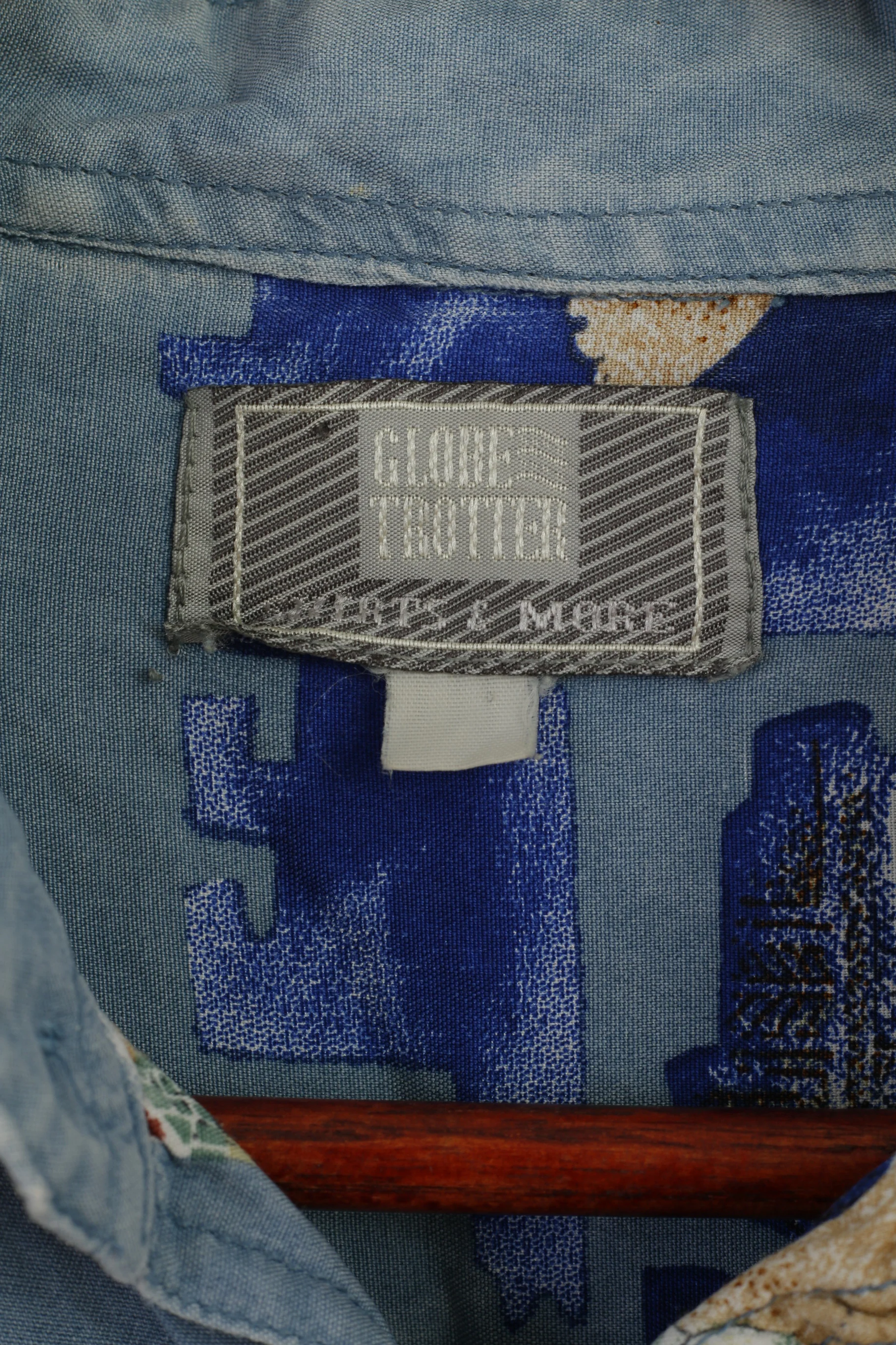 Globe Trotter Men XL Casual Shirt Blue Soft Cotton Vintage Printed Pocket Top - Image 4