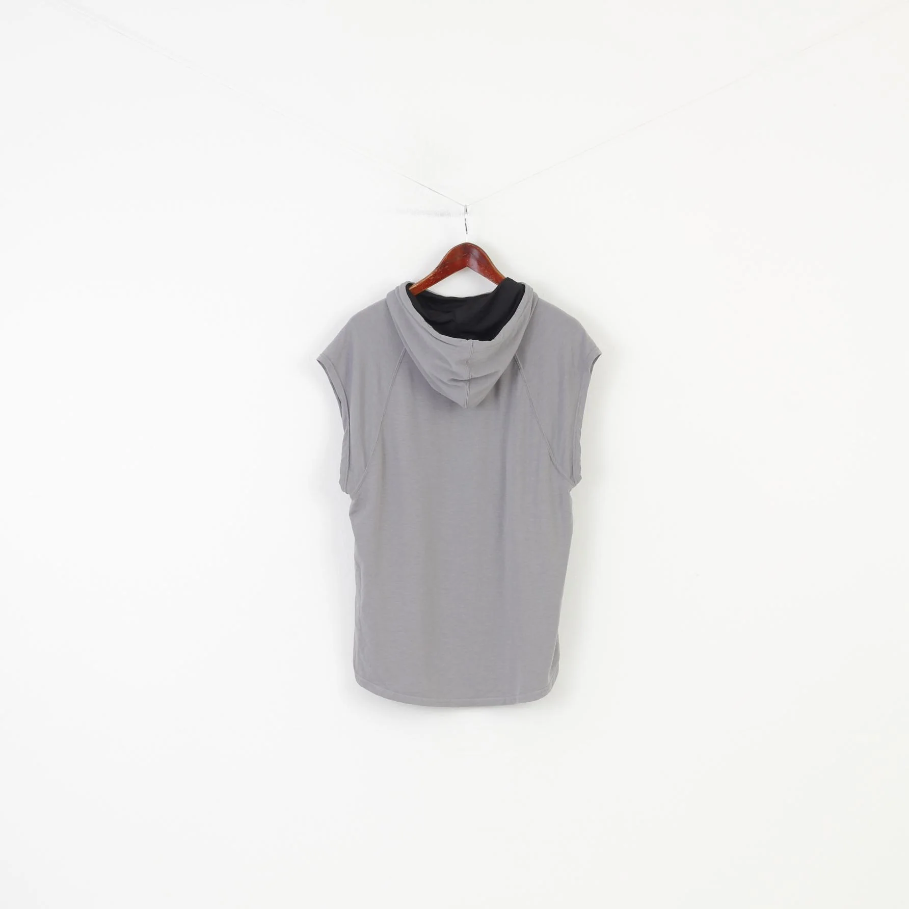 H&M Men M Sleeveless Grey Training Hood NYC Viscose Sport Top - Image 6