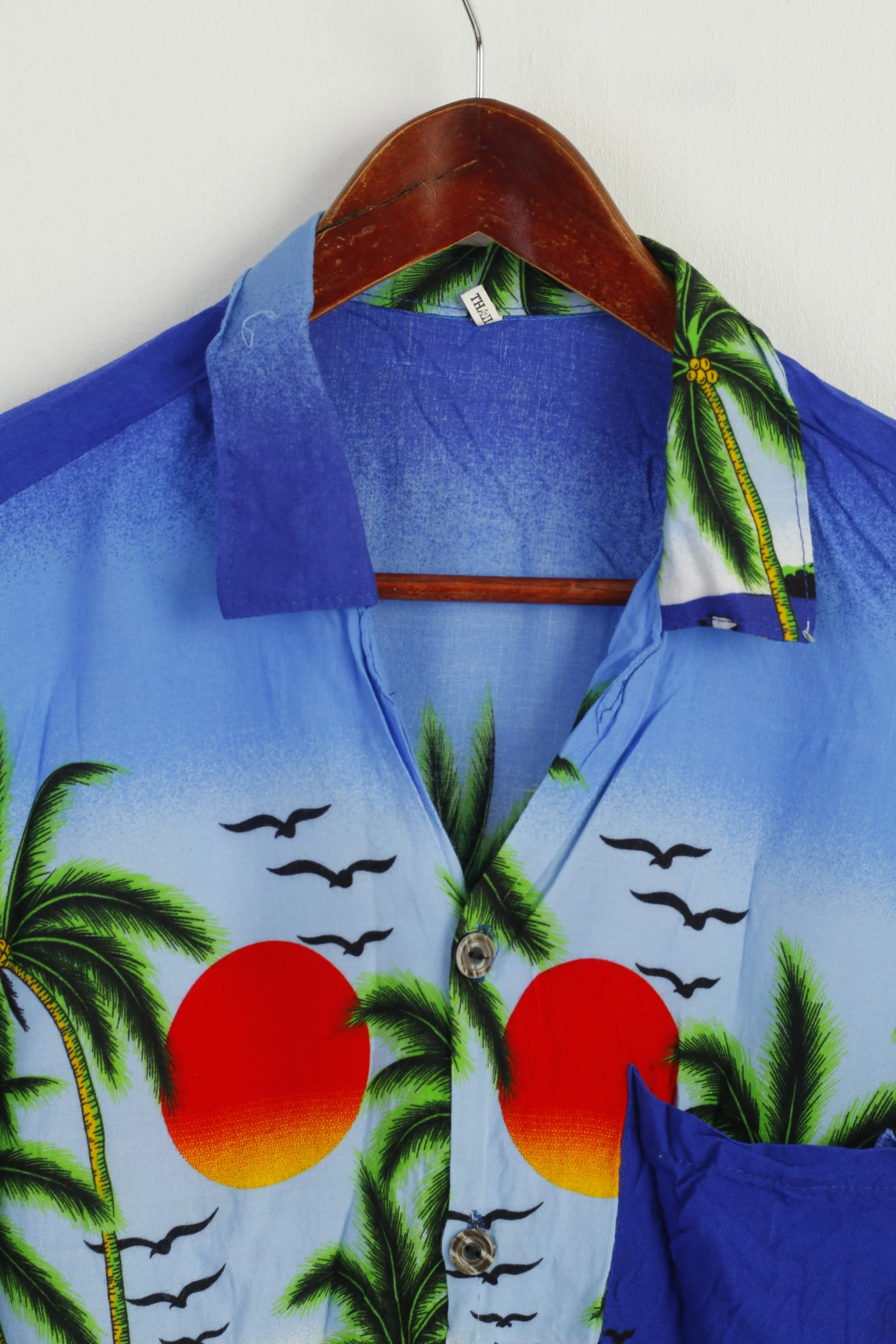 Hawaii Men XL (M) Casual Shirt Blue Summer Graphic Palms Thailand Top - Image 3