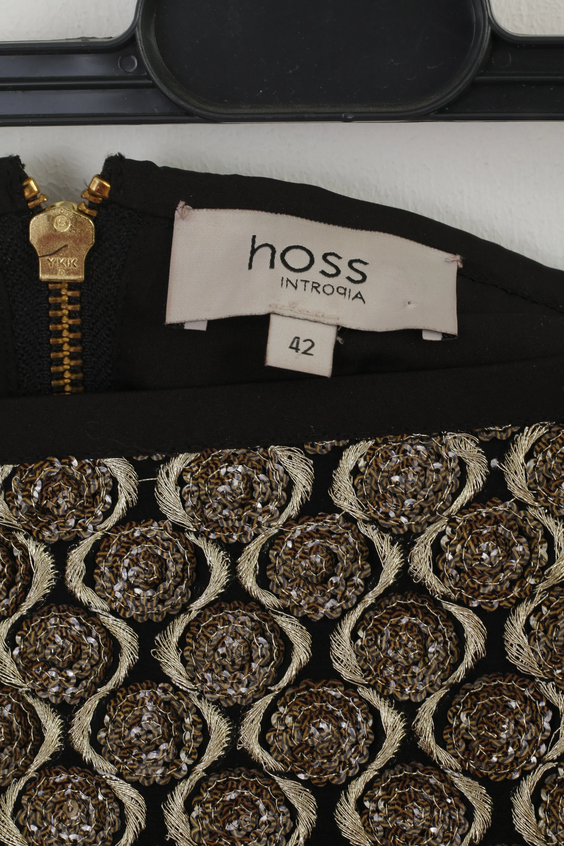 Hoss Intropia Women 42 M Mini Skirt Black Gold Sequins Shiny Disco - Image 4