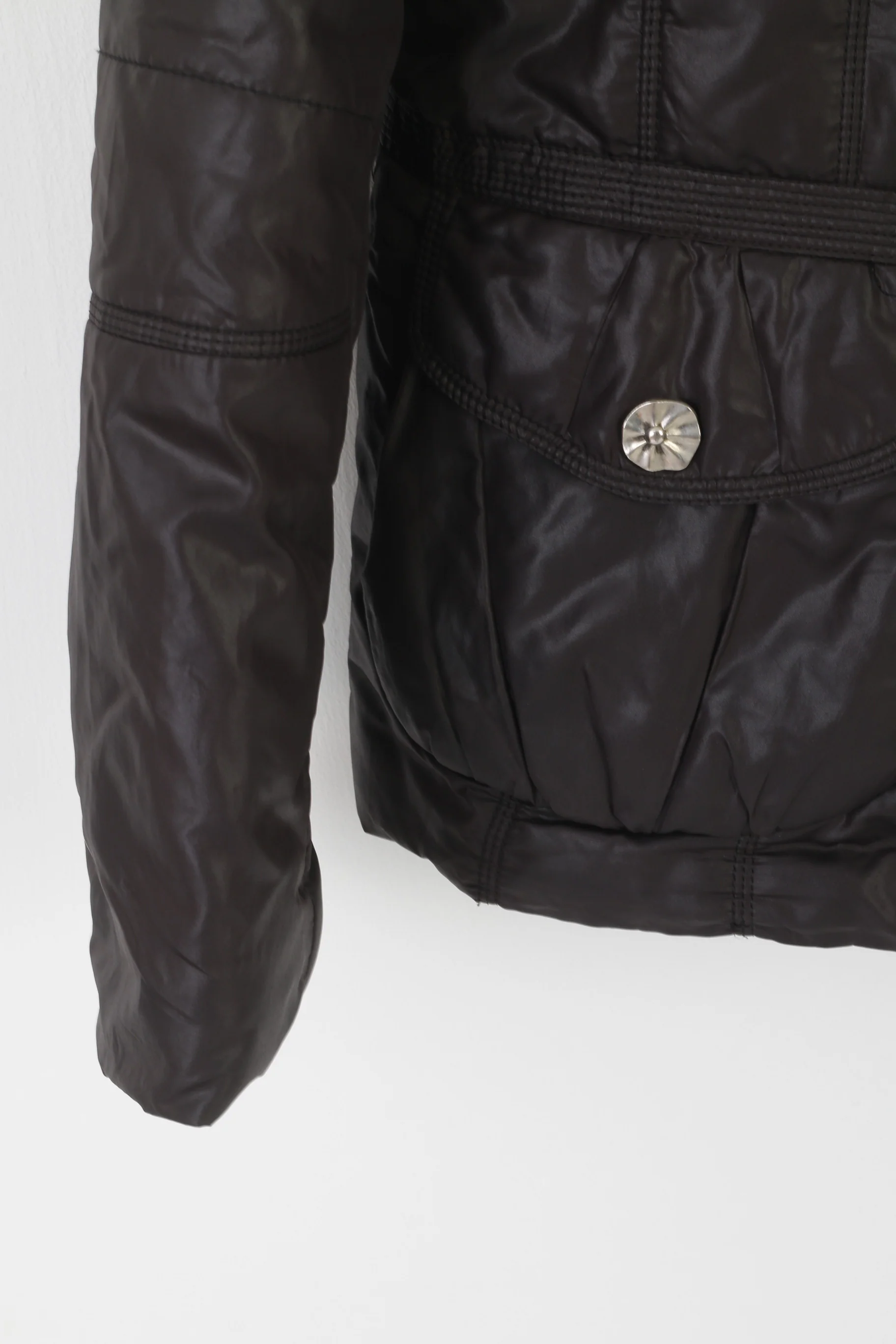 Icebear Women XXL (XL) Jacket Black Padded Hood Full Zipper Shiny Top - Image 3