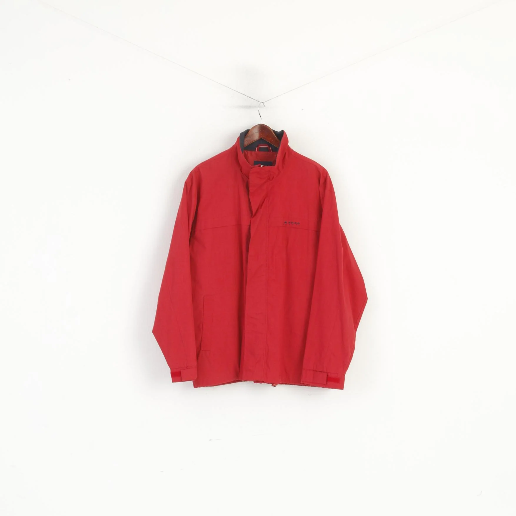 Le Frog Casual Men L Jacket Red Lightweight Full Zip Design Classic Top - Image 2