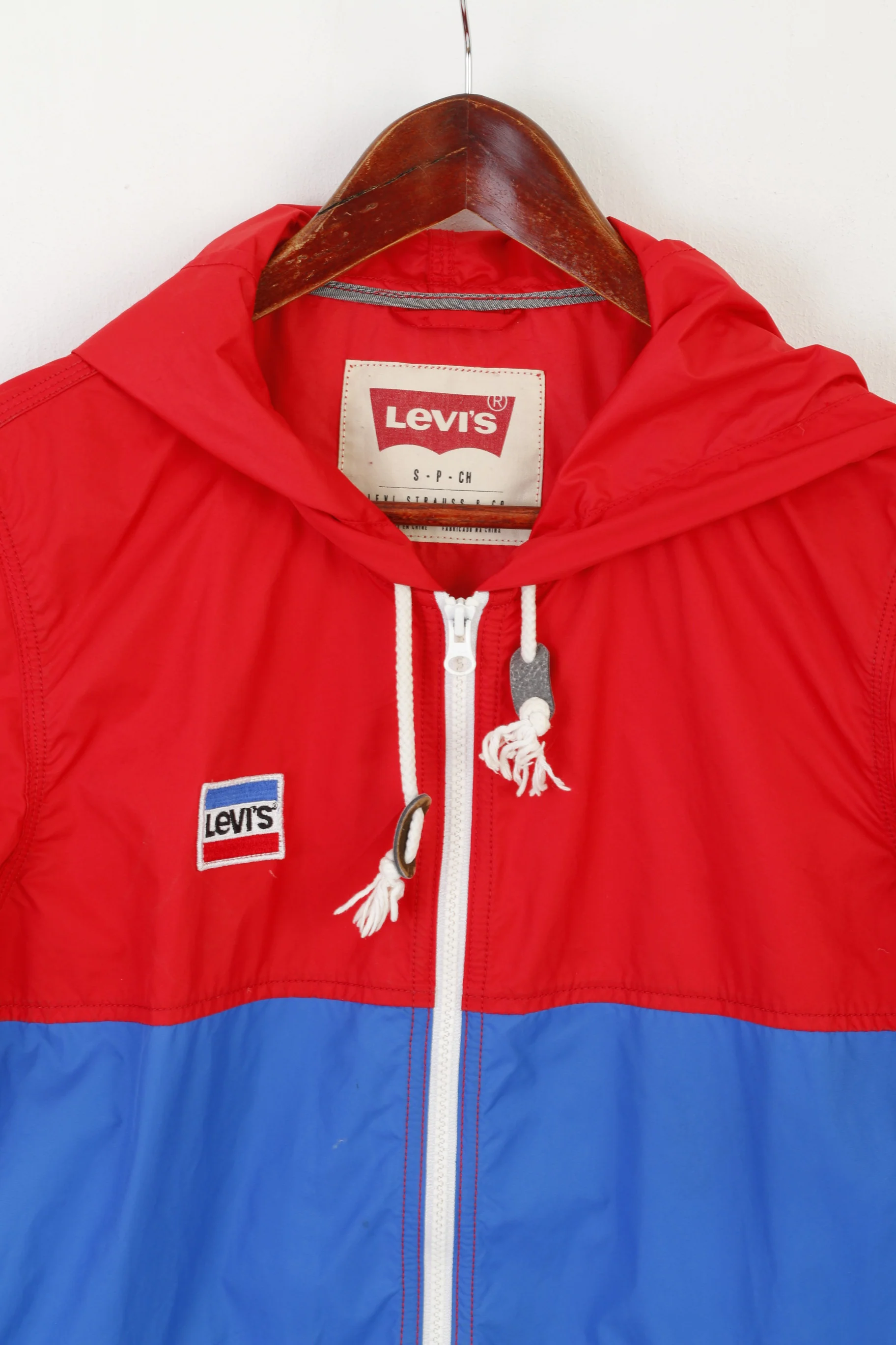 Levi's Men S Jacket Blue Red Lighweight Full Zipper Hooded Casual Top - Image 2