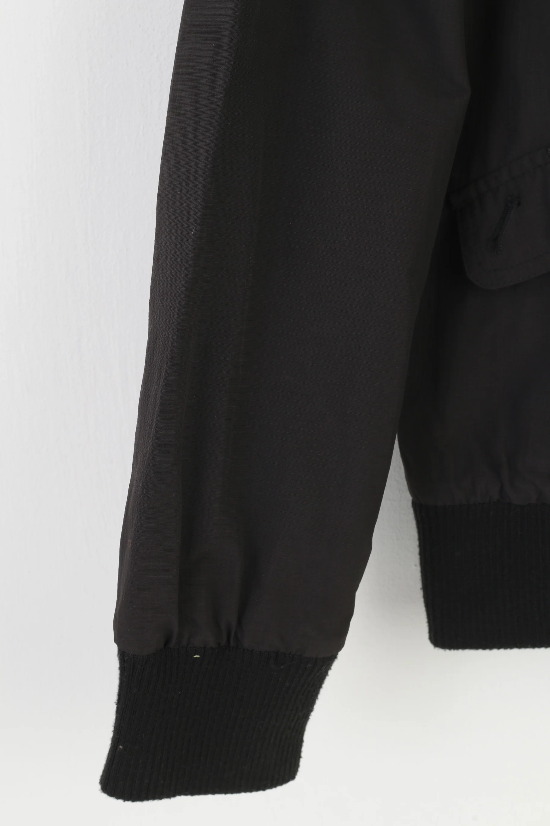 Mckenzie Women XS Jacket Nylon Waterproof Hood Black Full zipper Vintage Sport Pockets Top - Image 3