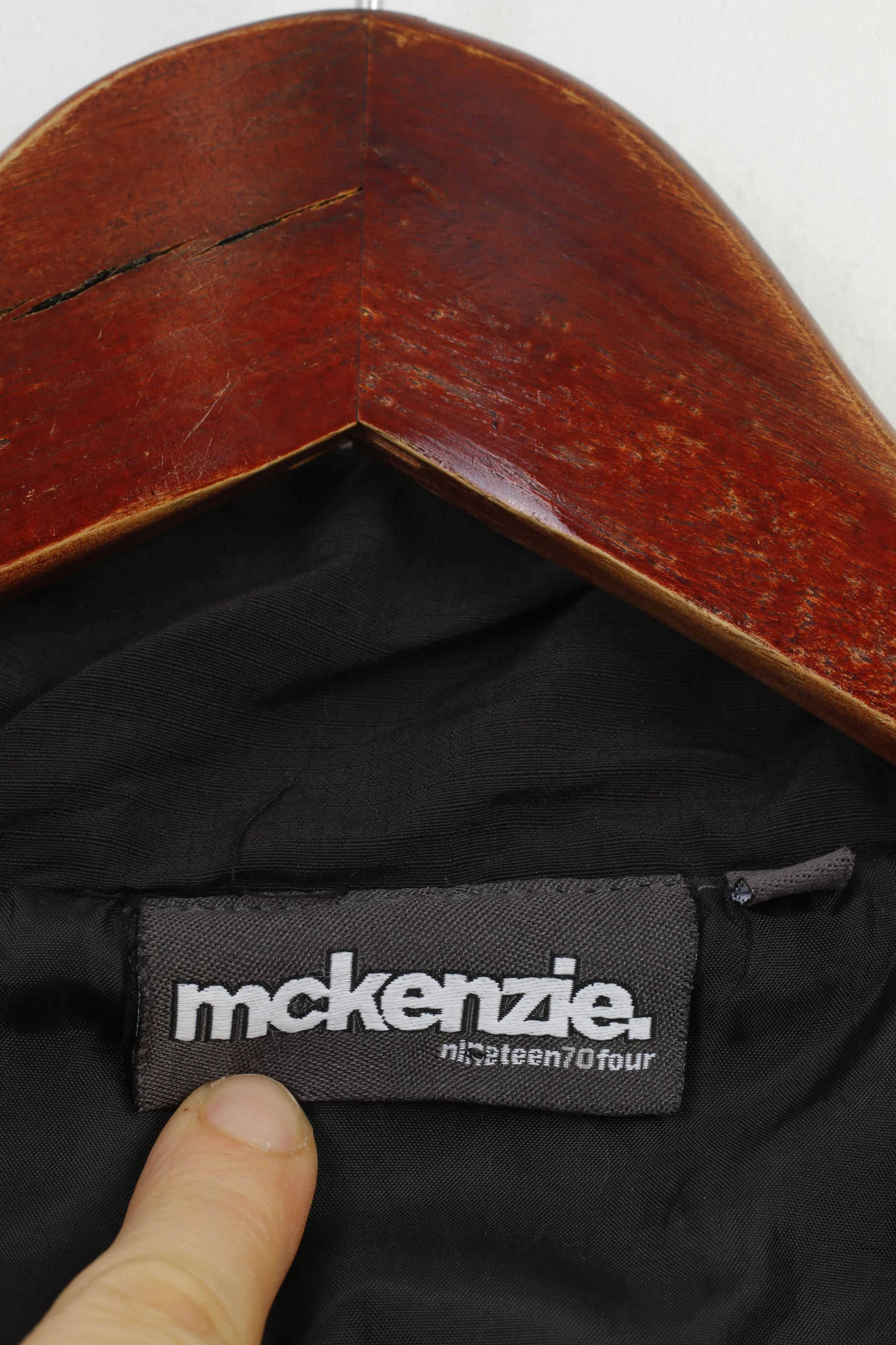 Mckenzie Women XS Jacket Nylon Waterproof Hood Black Full zipper Vintage Sport Pockets Top - Image 5