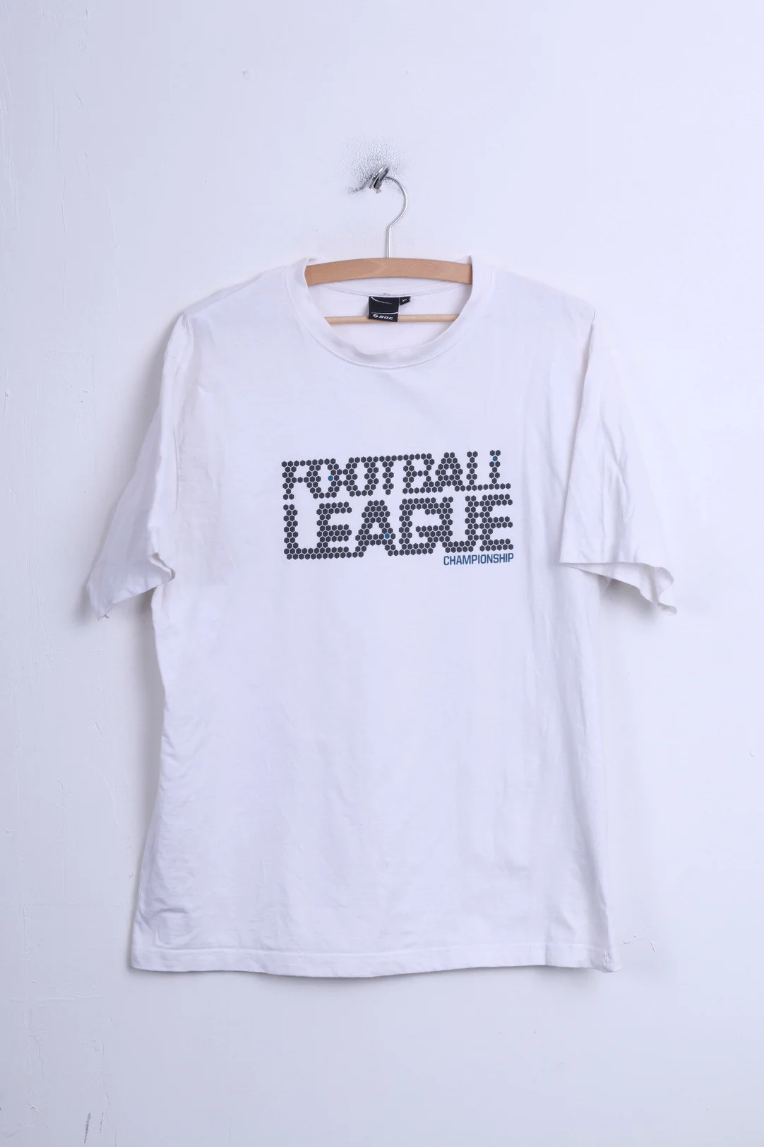 Mens XL T-Shirt White Cotton Crew Neck Football League Championship