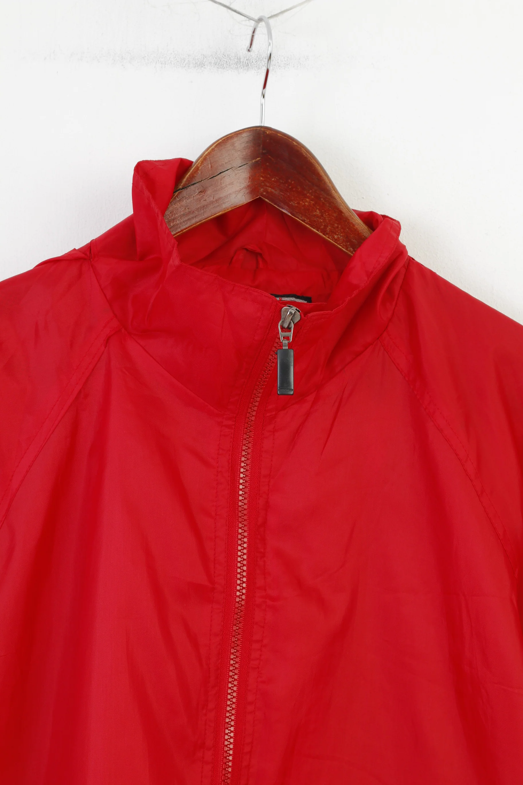 Mountain Pack Men XS Rain Jacket Red Full Zipper Hodded Nylon Lightweight Outdoors Vintage Top - Image 2