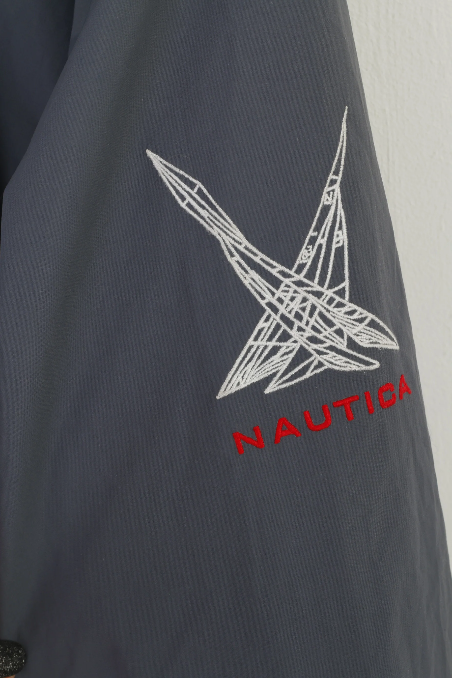 Nautica Men L Jacket Gray Sportswear Nylon Waterproof Windbreaker Hidden Hood Top - Image 4