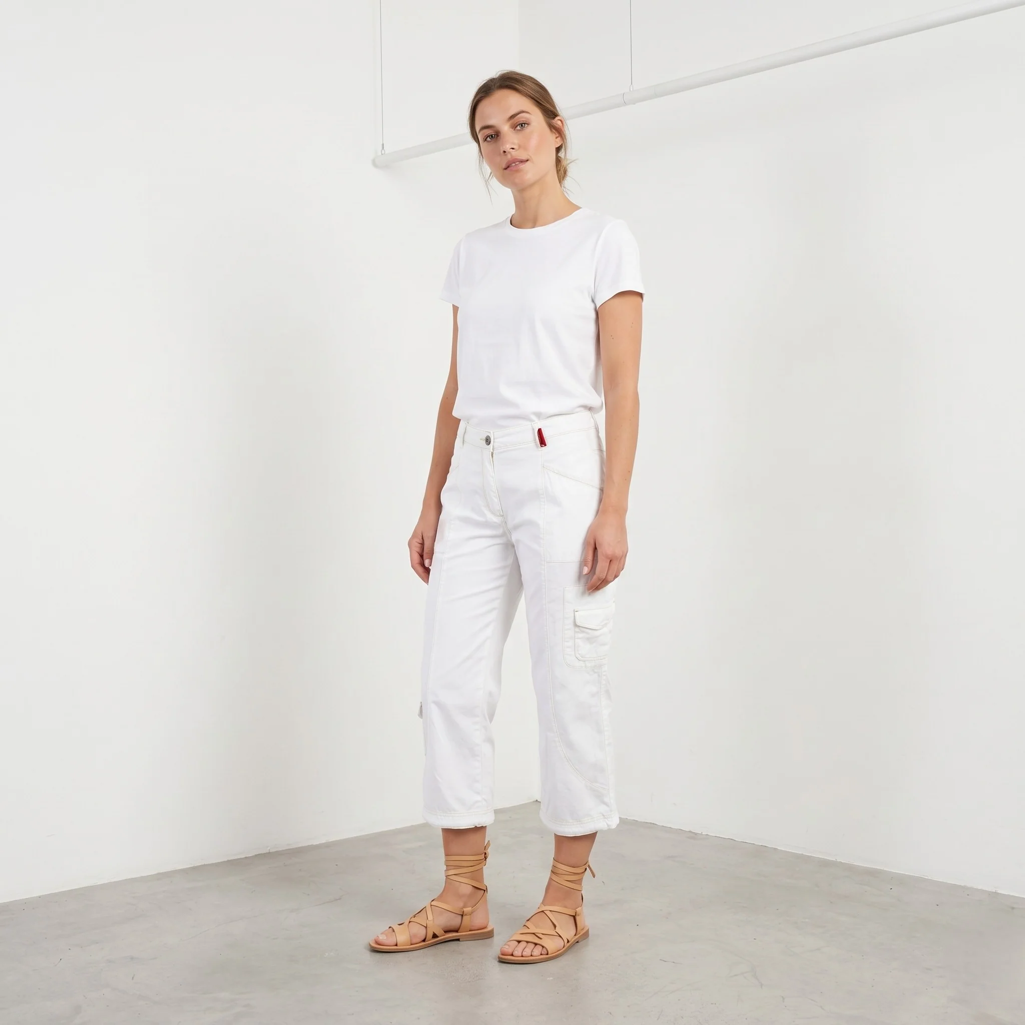 New Pierre Cardin Women 38 M Capri Trousers White Cinfy Cotton Linen Cropped Pants