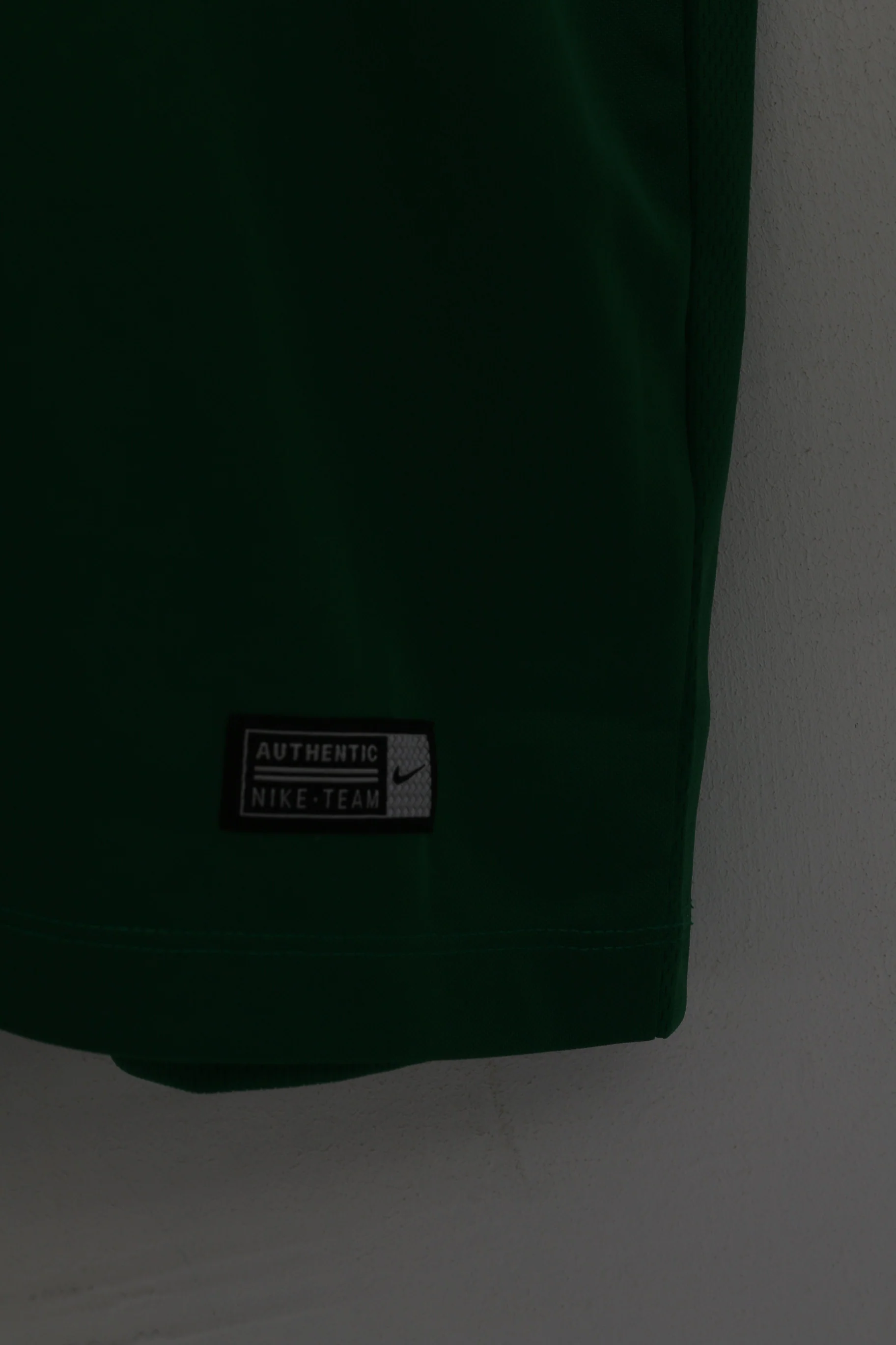 Nike Team Men XXL Shirt White Green Crew Neck Dri Fit Activewear Sport Jersey - Image 3