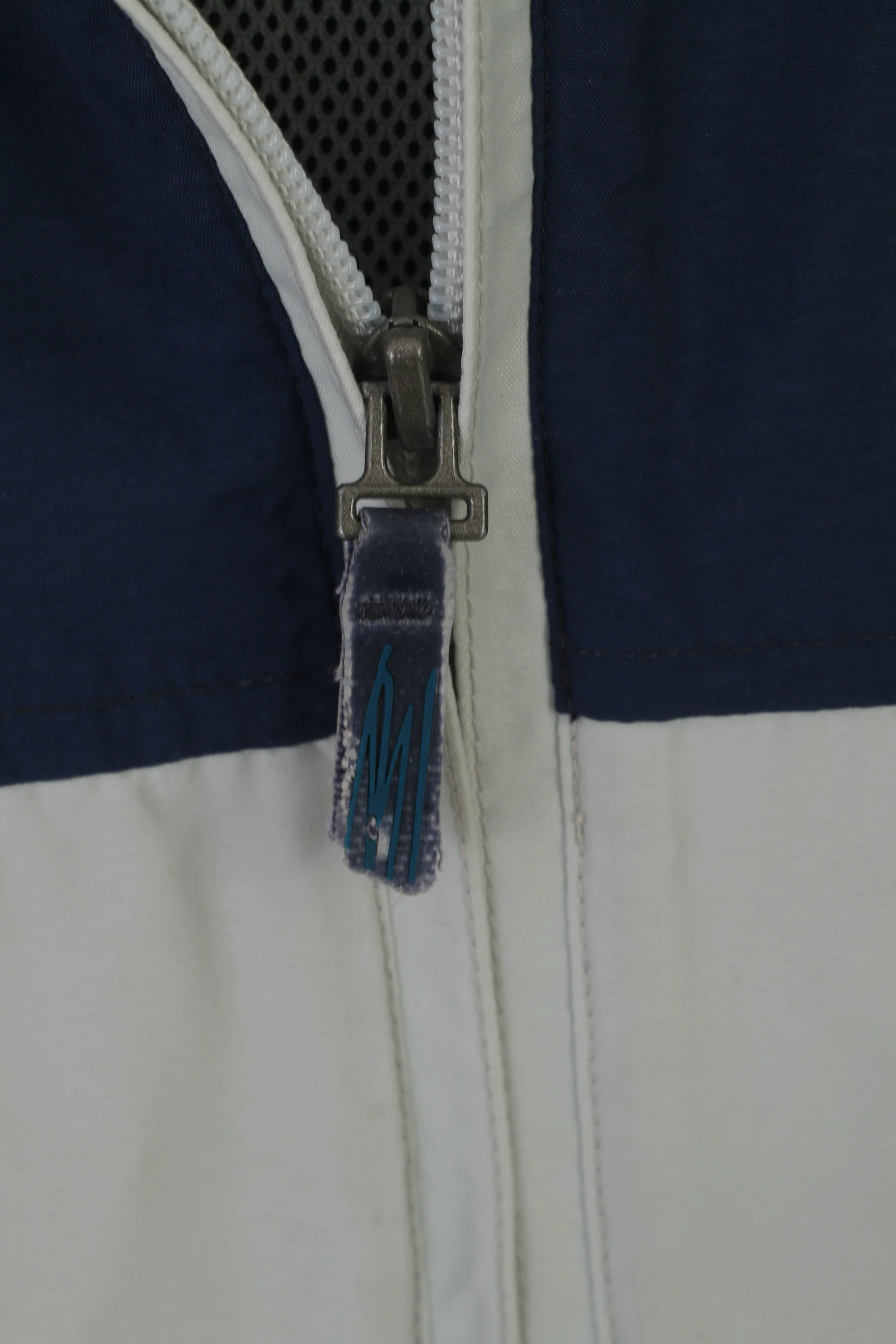 Nike Youth XL 164 176 Jacket Navy Vintage Sportswear Full Zipper Active Top - Image 5