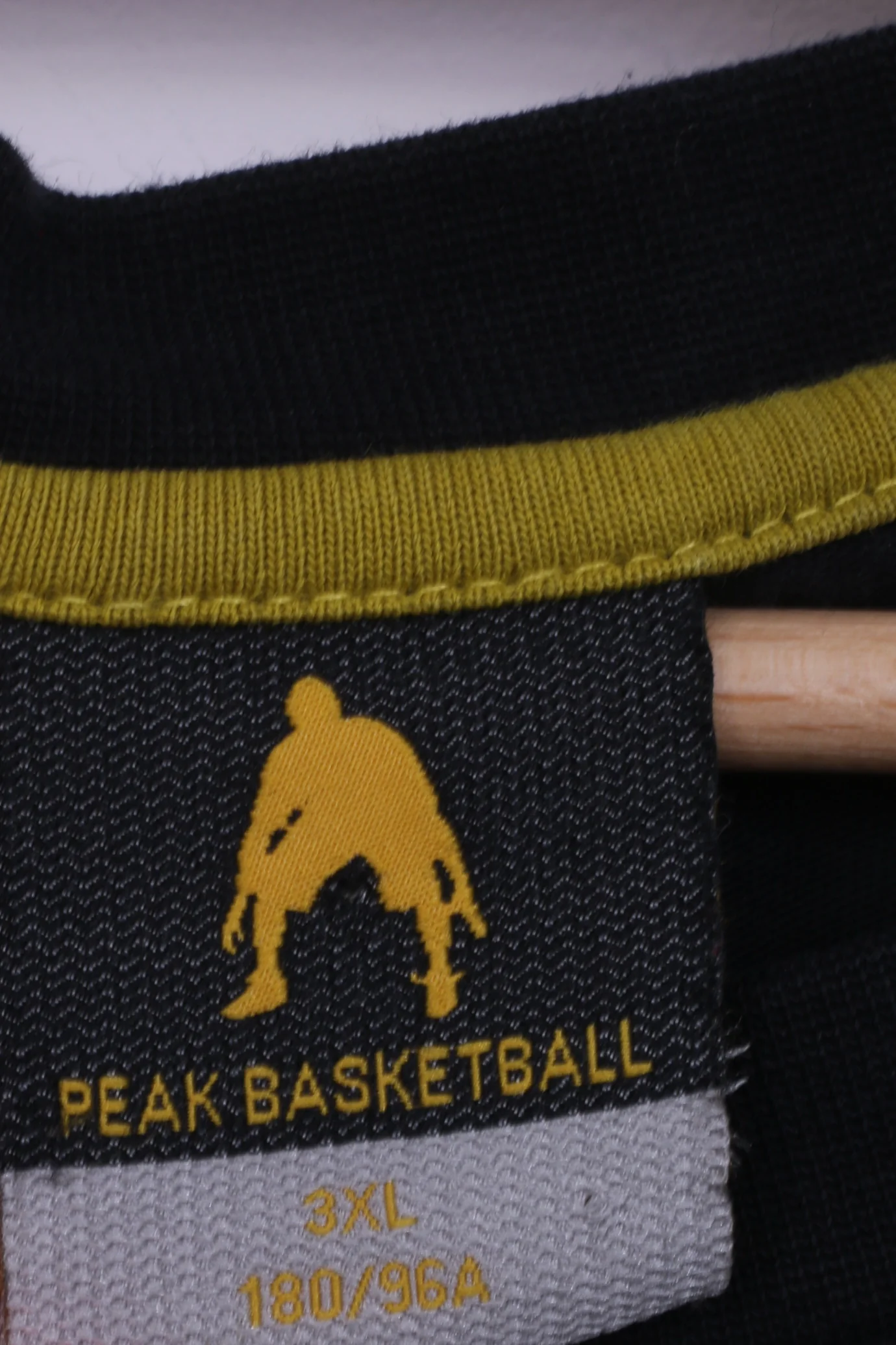 Peak Basketball Youth 3XL(Mens L) Graphic Shirt Long Sleeve Black Crew Neck - Image 4