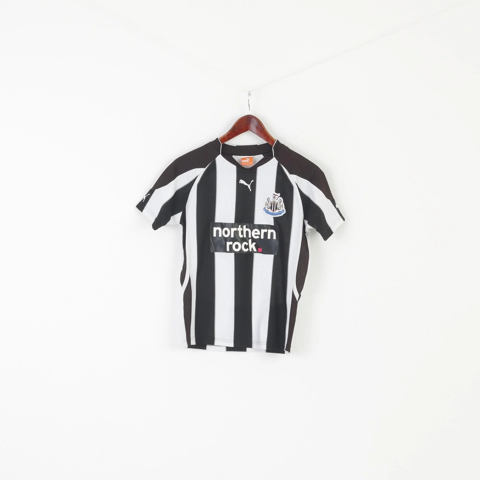 Puma Newcaste United Boys 152 YL Shirt White Black Football Jersey Choper 4 Top