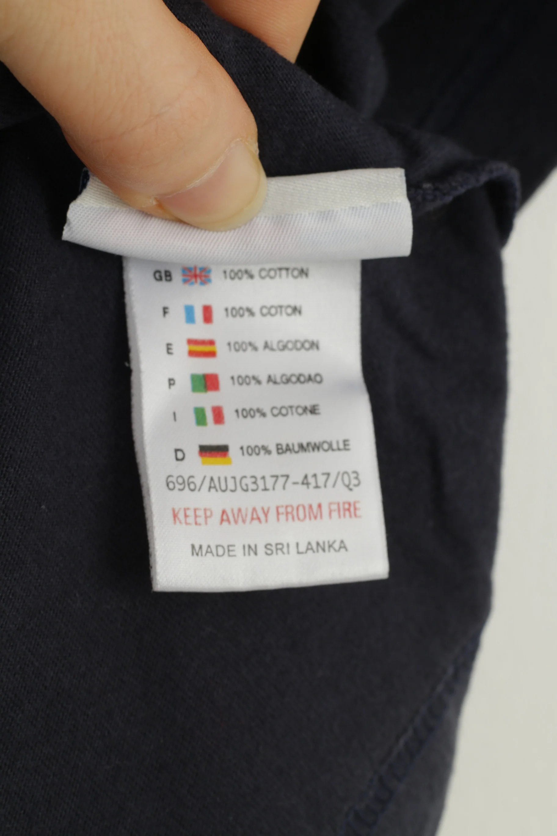Reebok Classic Women M Shirt Navy Cotton England Vintage Crew Neck Top - Image 6