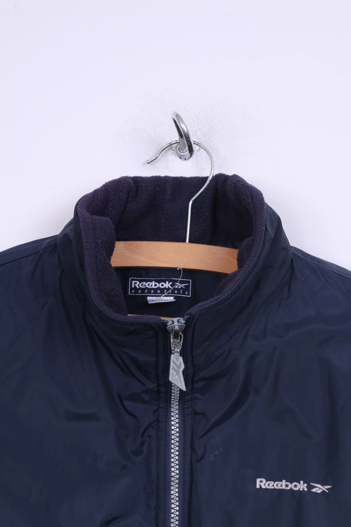 Reebok Essentials Boys 30'' 140cm Jacket Full Zipper Padded Navy Nylon Waterproof - Image 2