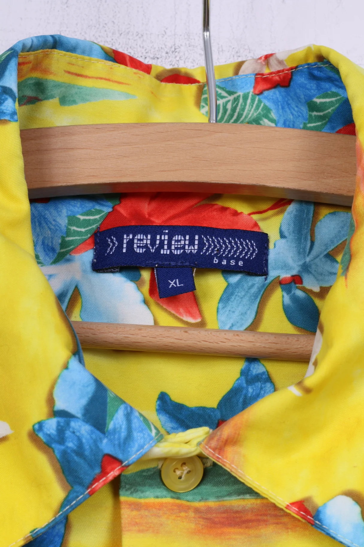 Review Men XL Casual Shirt Yellow Floral Print Summer Hawaii Short Sleeve Top - Image 4