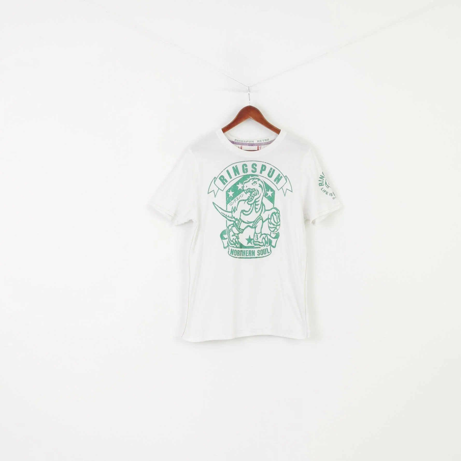 Ringspun Men L (S) Shirt White Cotton Sport Dinosaur Graphic Vintage Top