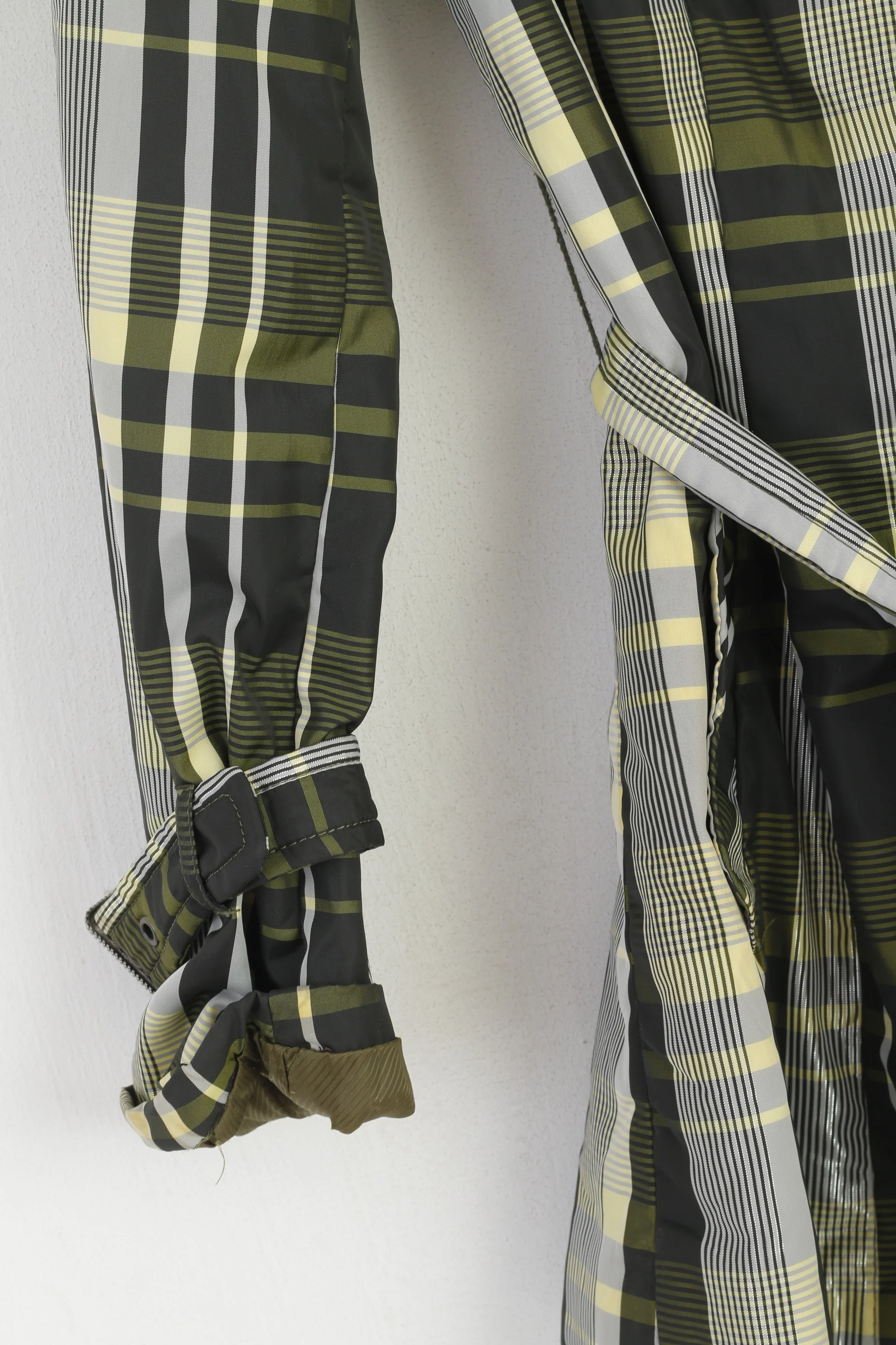 Sarosh Women S Coat Green Shiny Check Double Breasted Belted Classic Top - Image 4