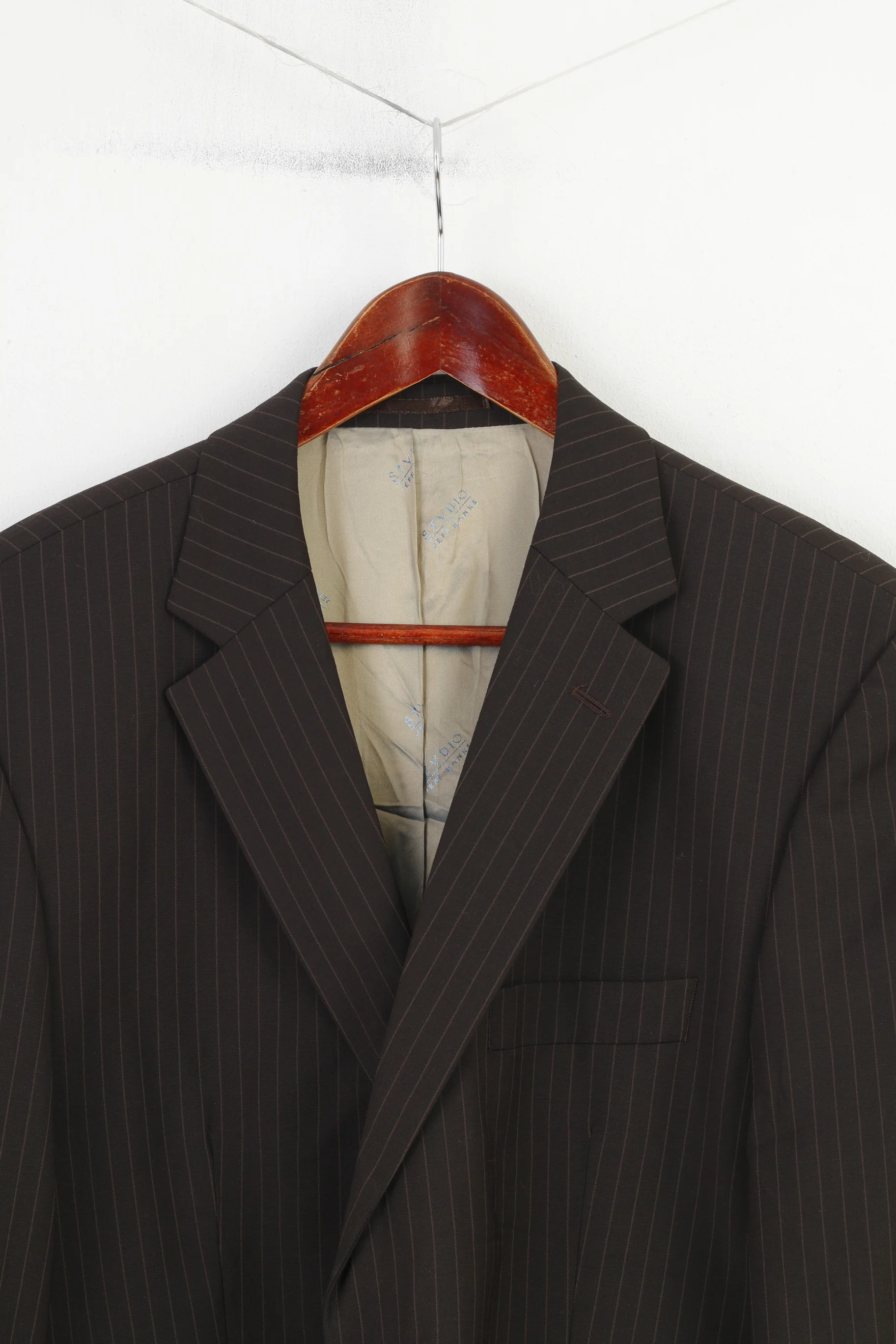 Studio Jeff Banks Men 52 42 Blazer Brown Striped Viscose Single Breasted Shoulder Pads Jacket - Image 2