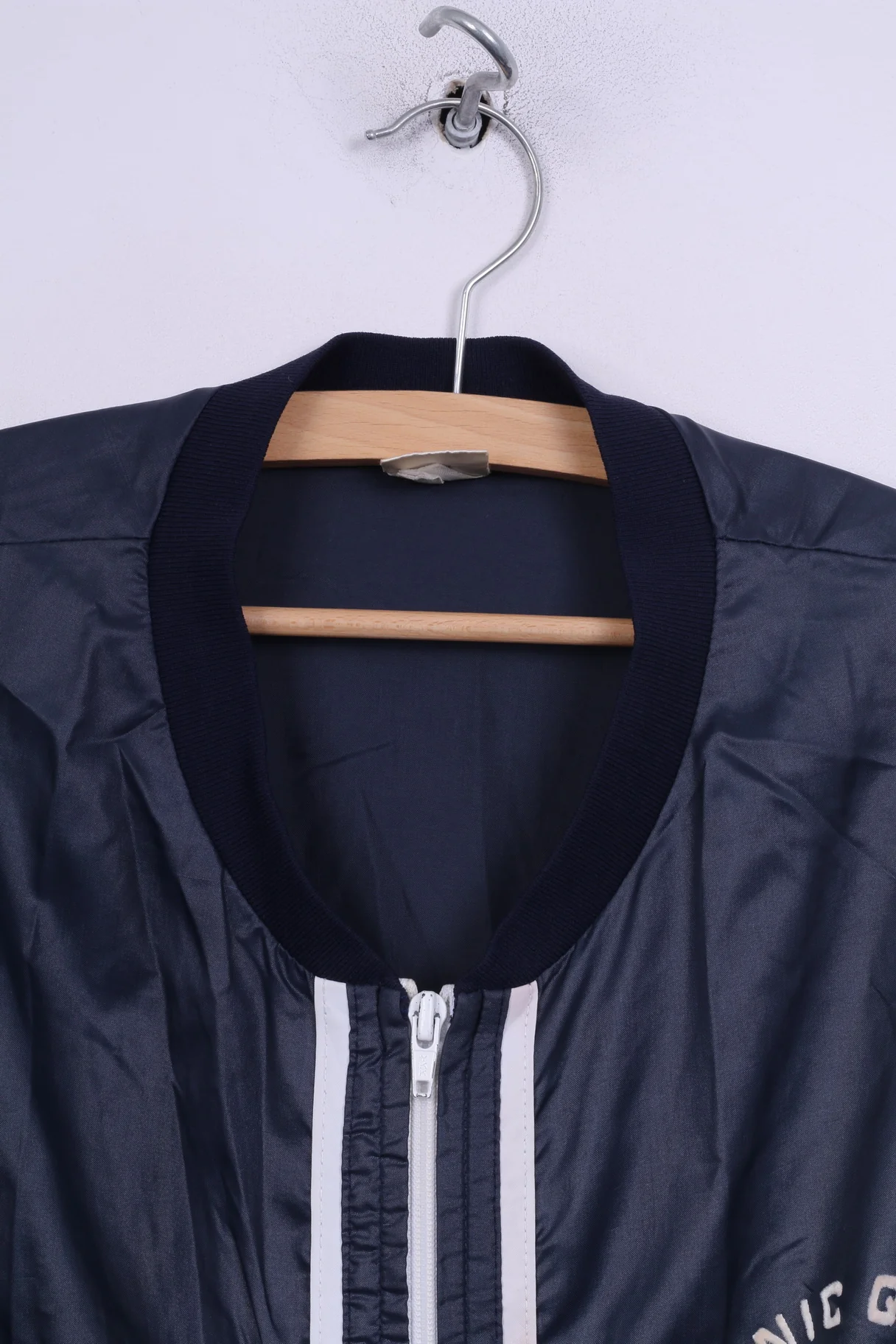 TilT Mens 6x7 L Lightweight Jacket Full Zipper Navy Baseball Collar Peconic Queen Jeresy Sportswear Vintage - Image 2